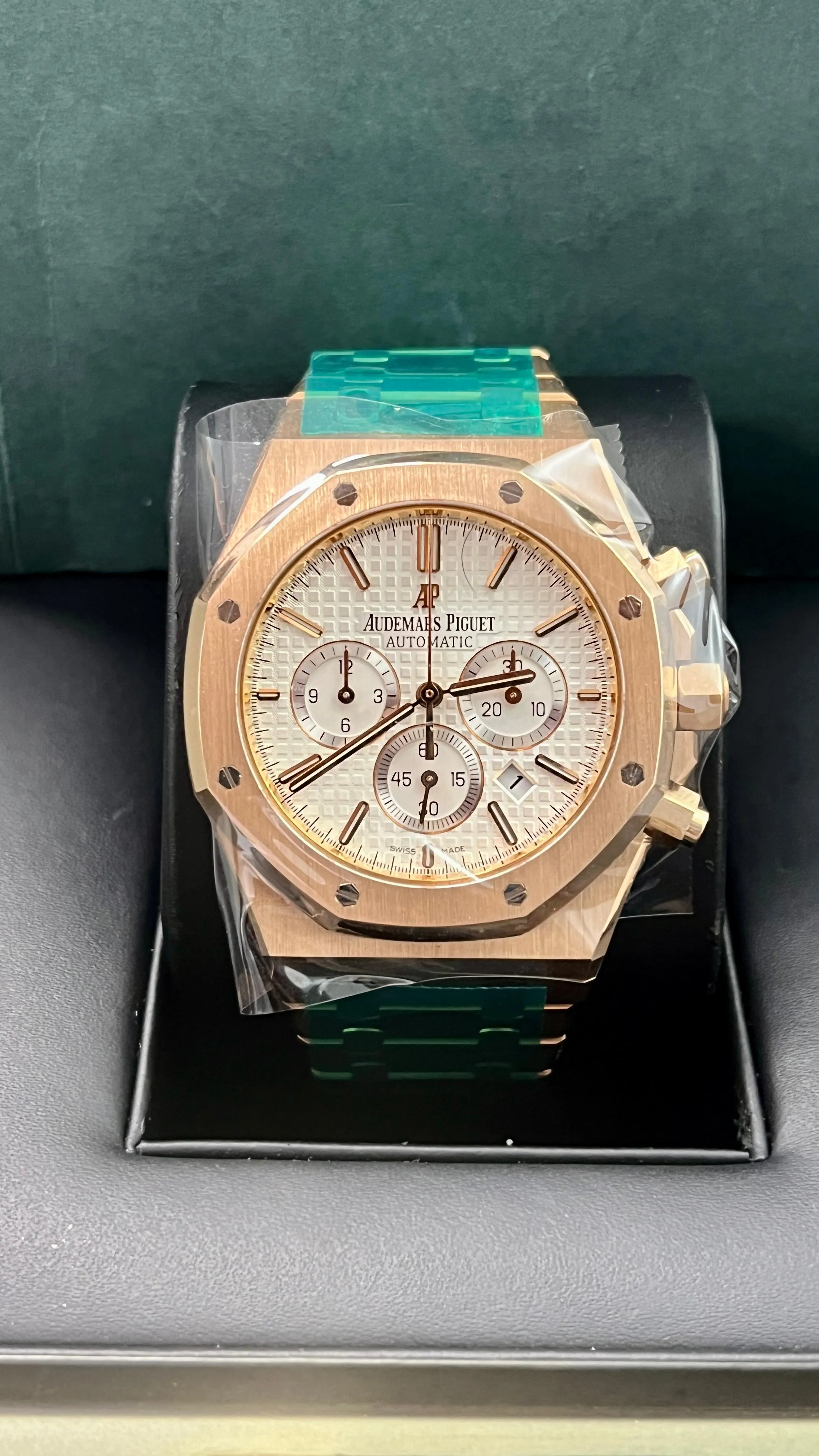 Audemars Piguet Royal Oak Chronograph 26320OR.OO.D088CR.01 Silver Dial (2017)