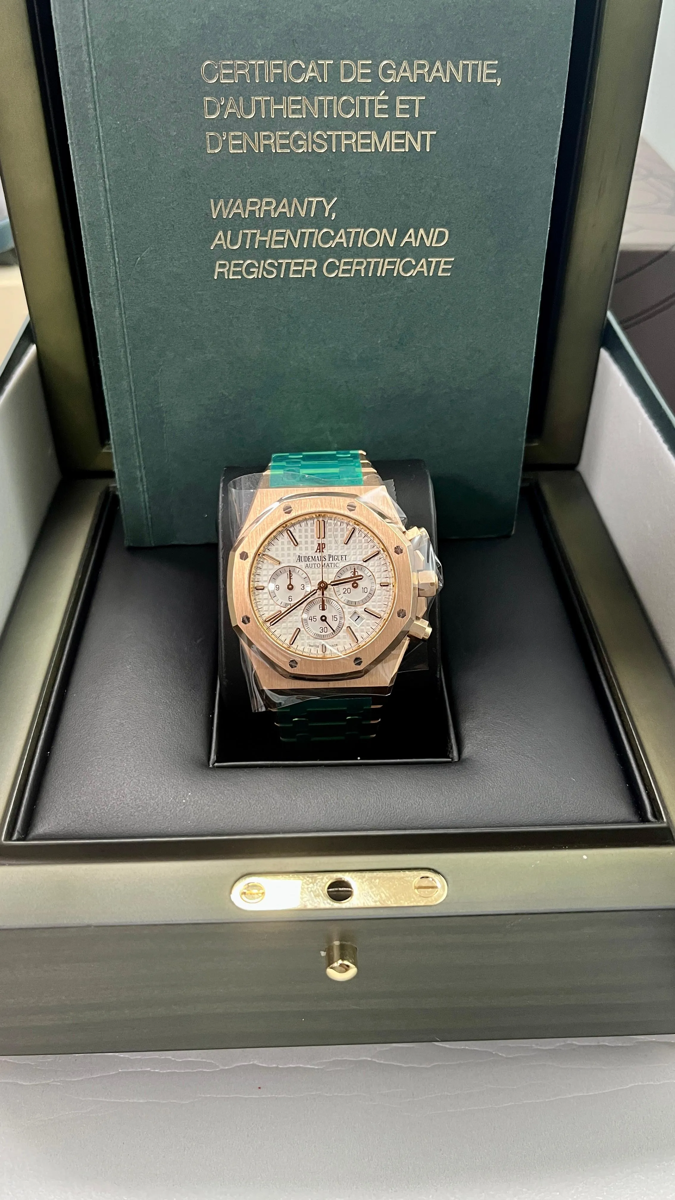 Audemars Piguet Royal Oak Chronograph 26320OR.OO.D088CR.01 Silver Dial (2017)