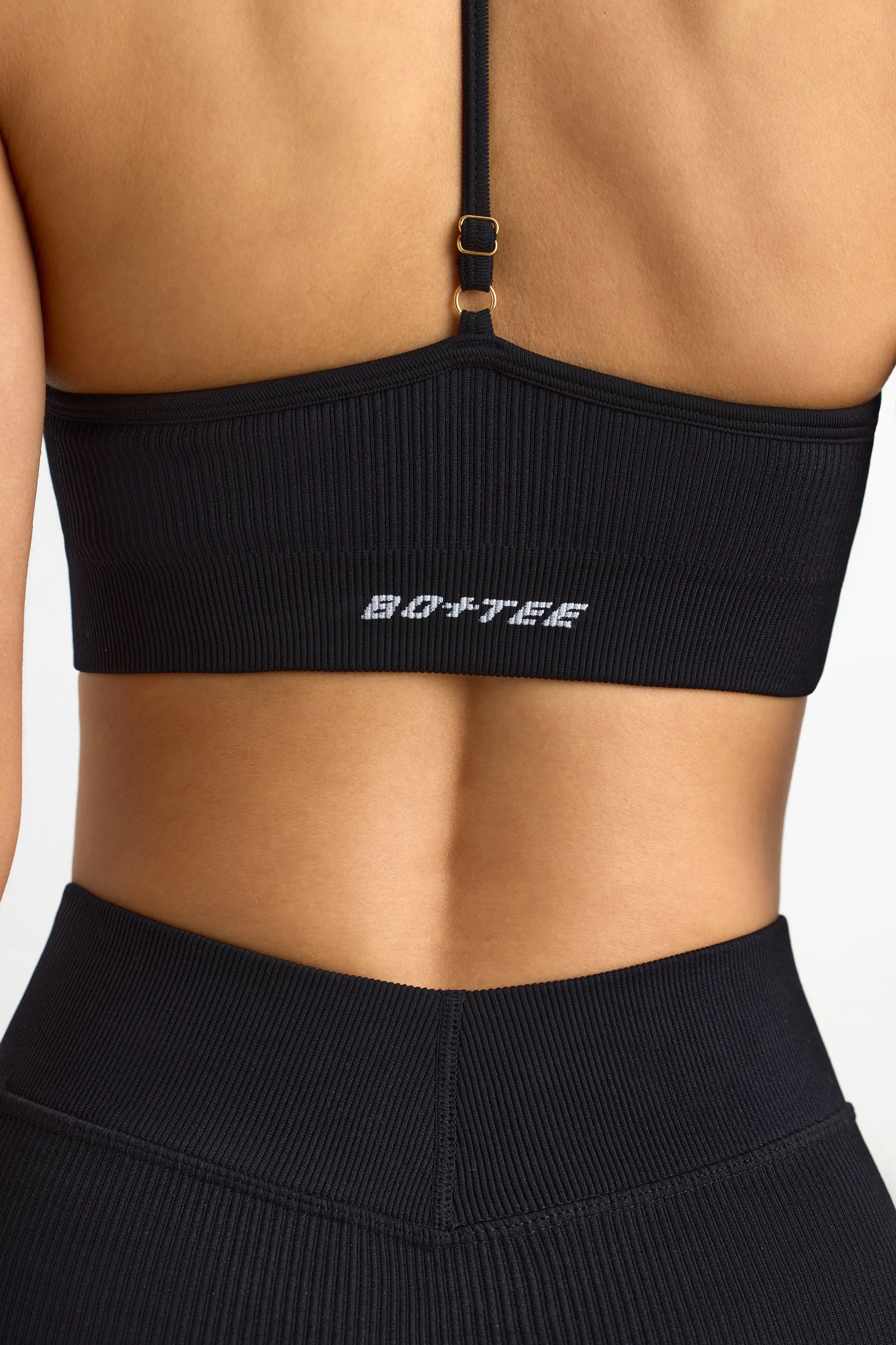 Breathe - FlexiRib Scoop Neck Sports Bra in Black