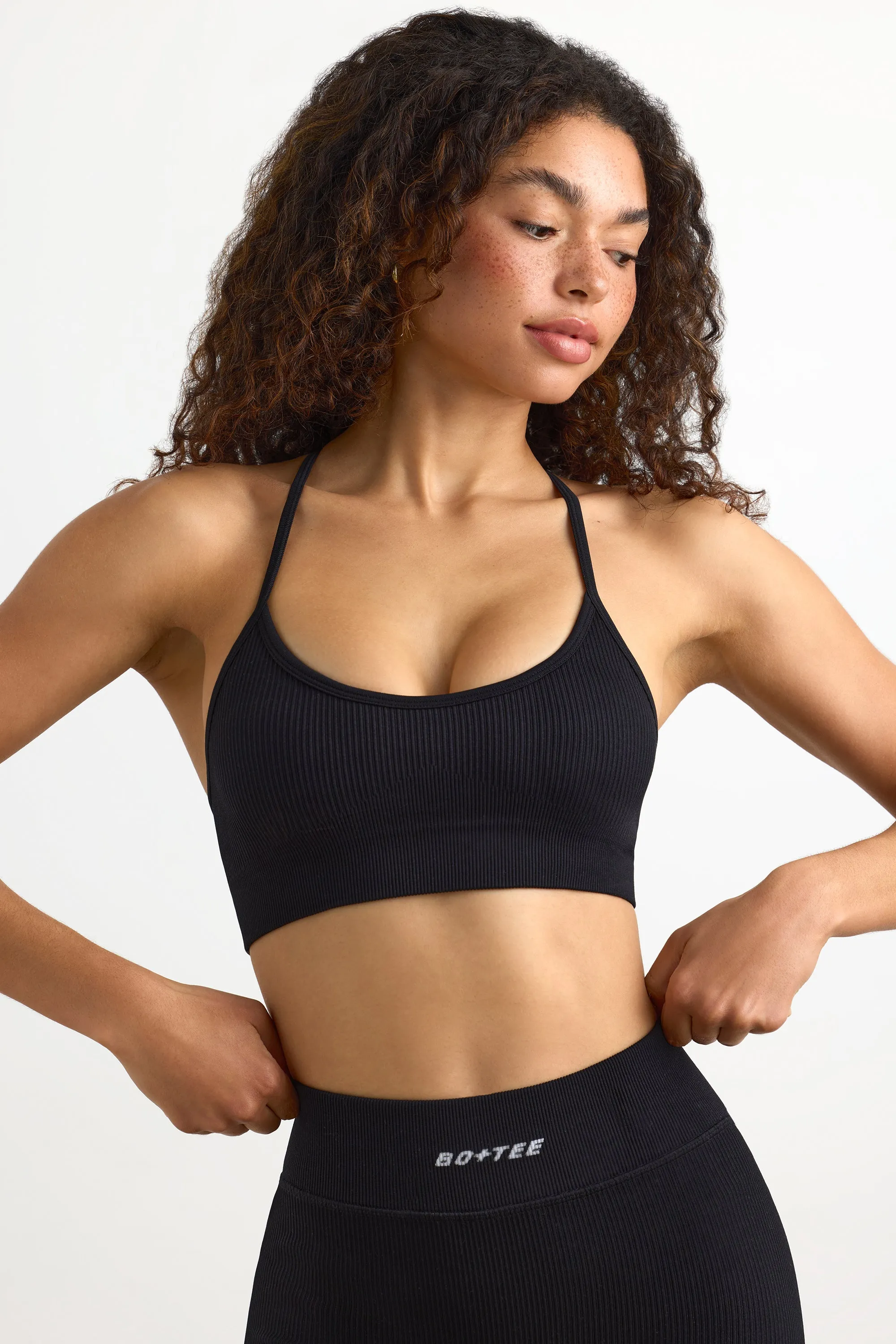 Breathe - FlexiRib Scoop Neck Sports Bra in Black