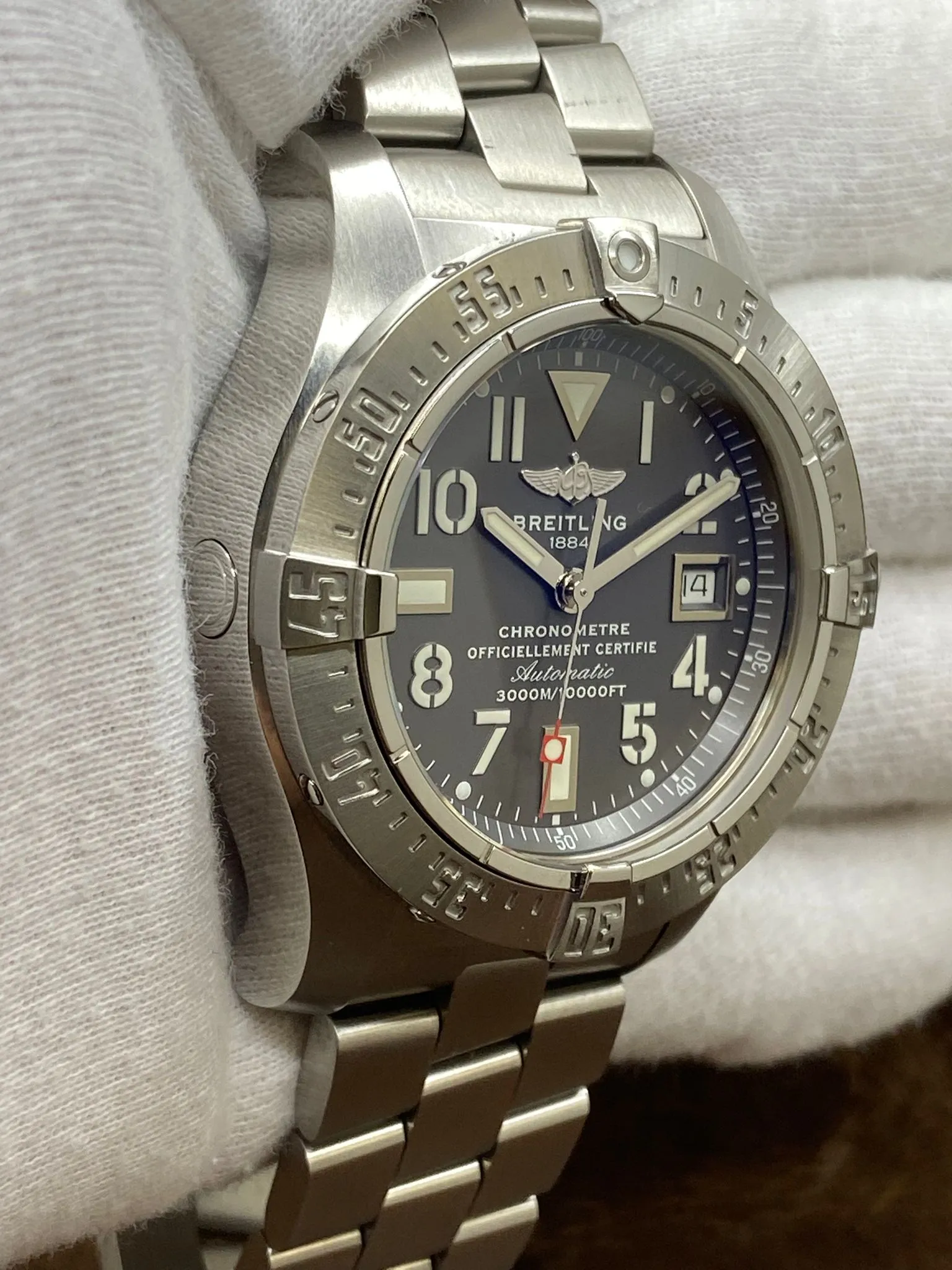 Breitling Avenger Seawolf 45mm A17330 Grey Dial Automatic Men's Watch