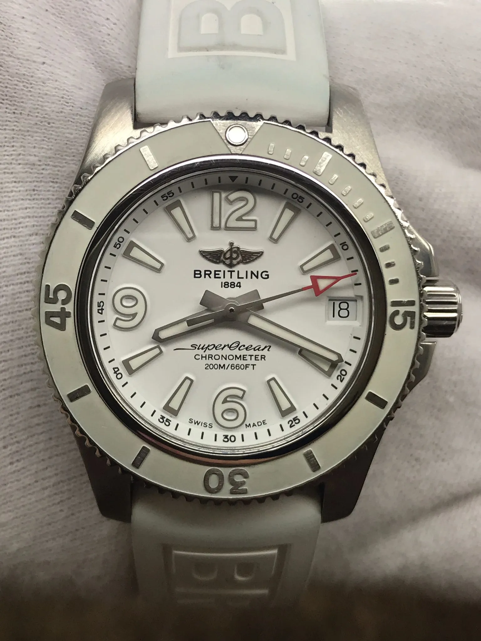 Breitling Superocean 36mm A17316 White Dial Automatic Watch