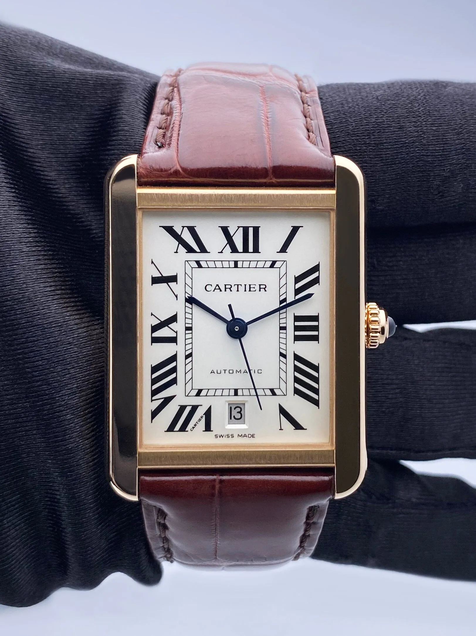 Cartier Tank Solo W5200026 18K Rose Gold Mens Watch