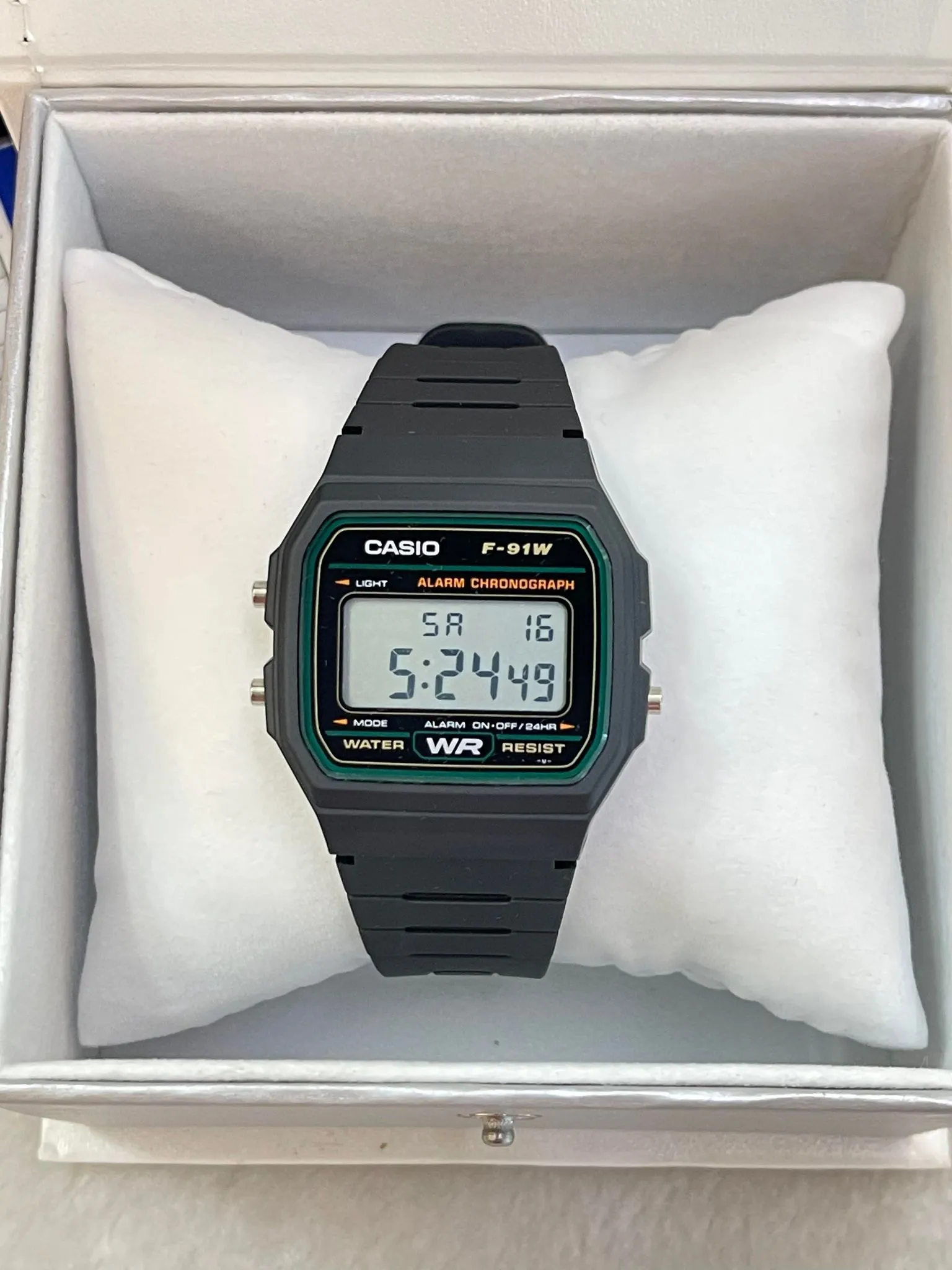Casio Digital Women's Watch F-91W-3D Digital Resin Band Resin Glass