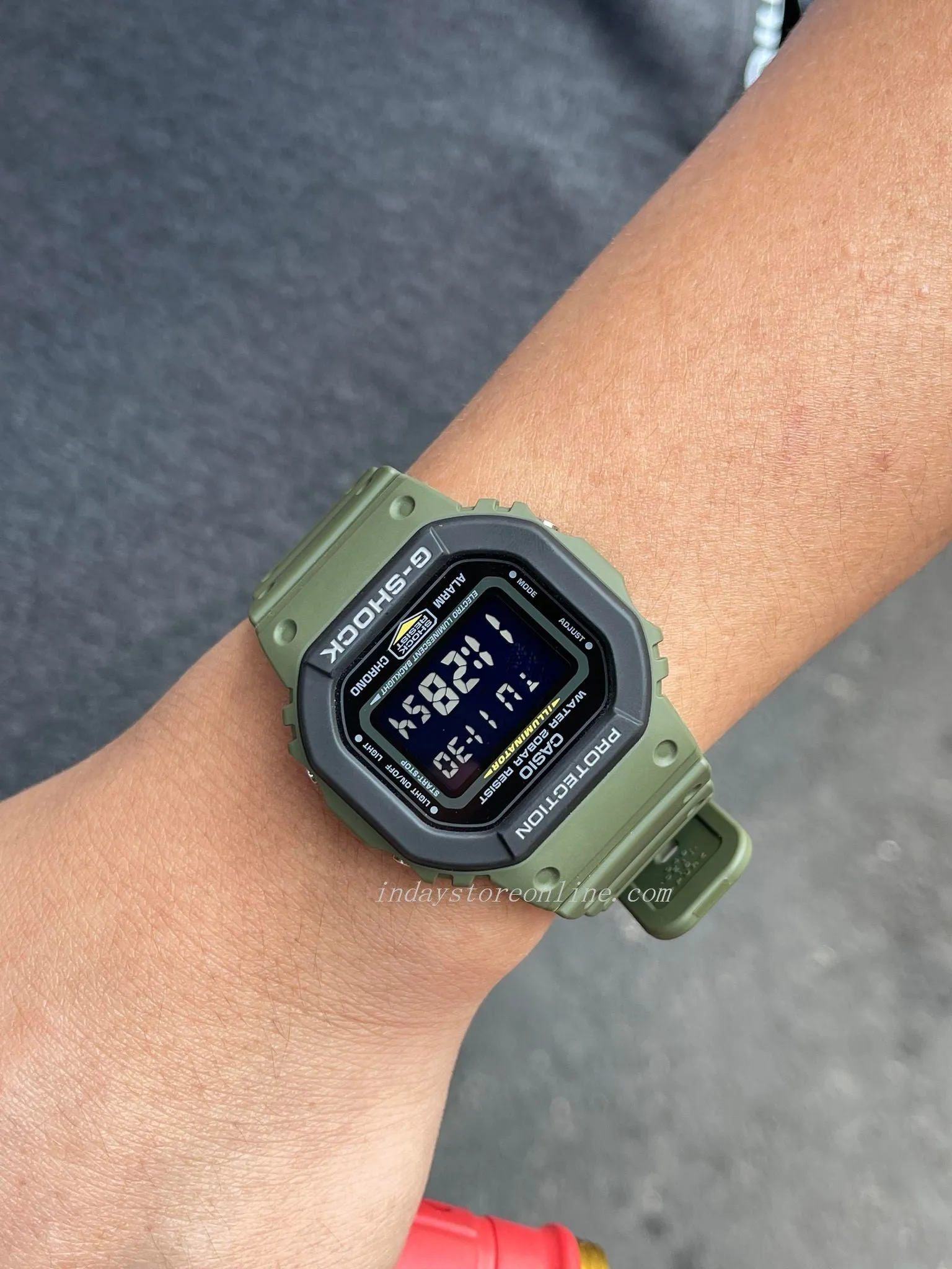 Casio G-Shock Men's Watch DW-5610SU-3 Digital 5600 Series Sports Watch Resin Band Shock Resistant
