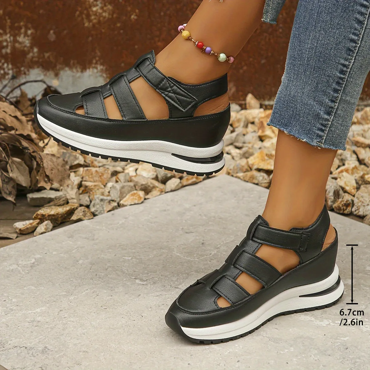 Chanel - Casual leather orthopedic sandals