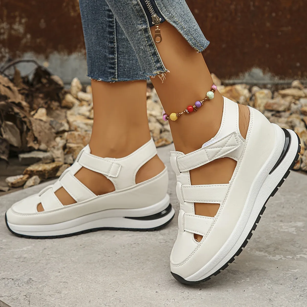 Chanel - Casual leather orthopedic sandals