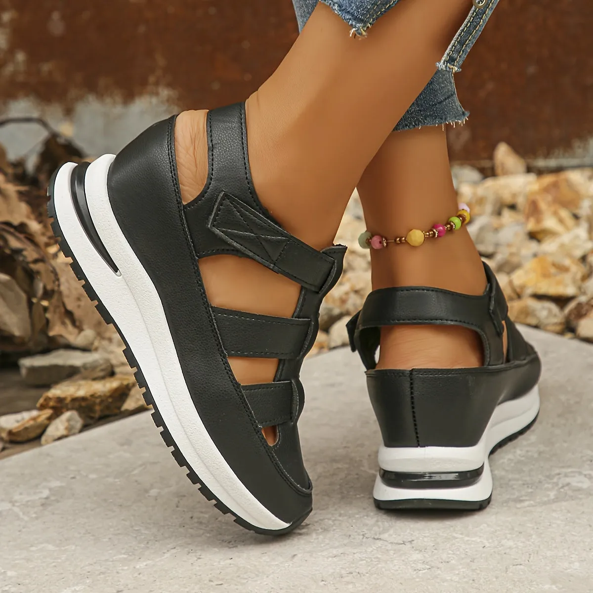 Chanel - Casual leather orthopedic sandals
