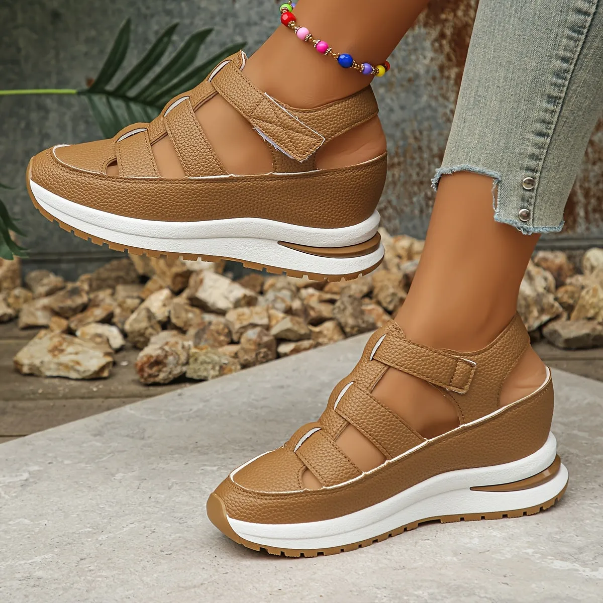 Chanel - Casual leather orthopedic sandals