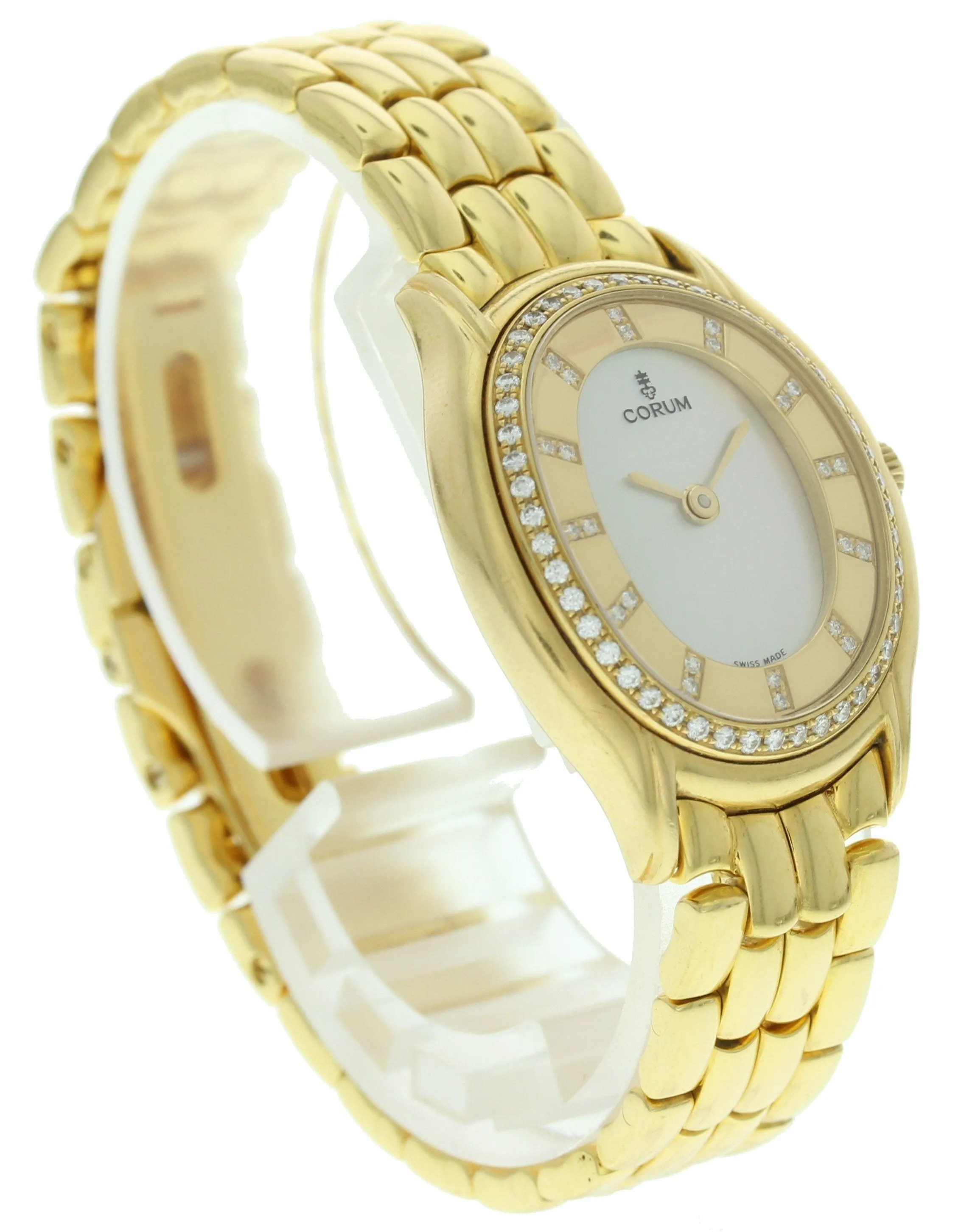 Corum Ovale 585526 18k Yellow Gold