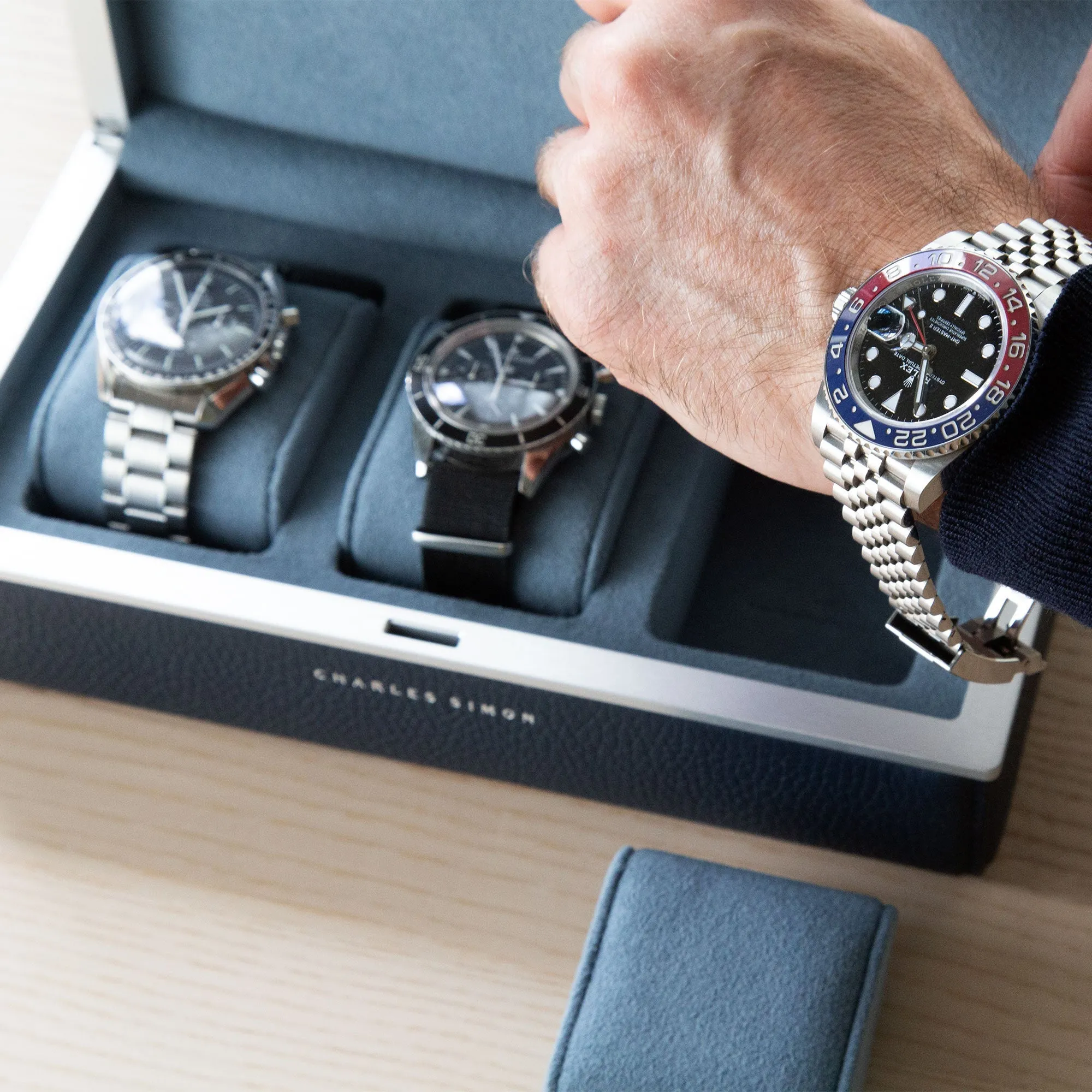 EATON 3 WATCH CASE - MARINE / GREY