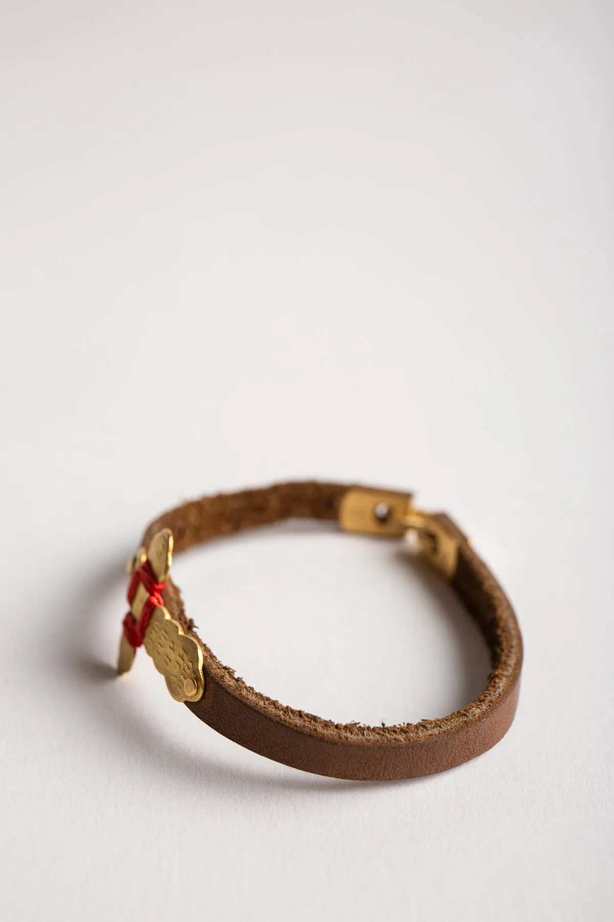 ELI HALILI | 22K GEORGIAN CROSS LEATHER BRACELET