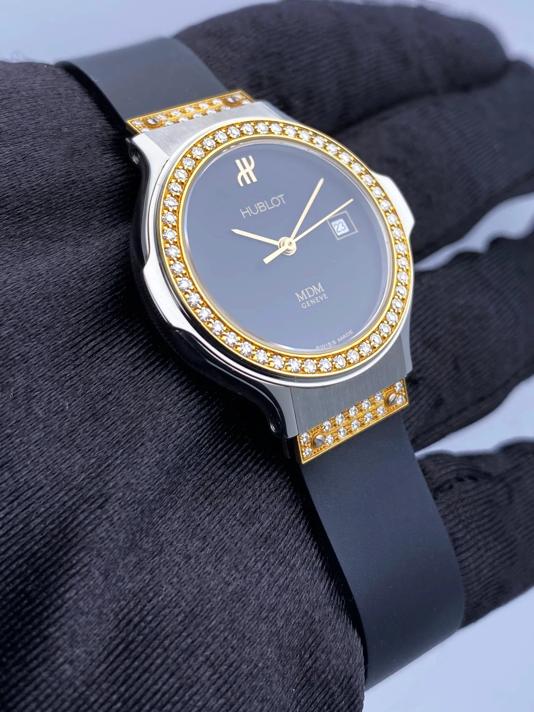 Hublot M D M 1391.2.054 Diamond Dial Two Tone Ladies Watch