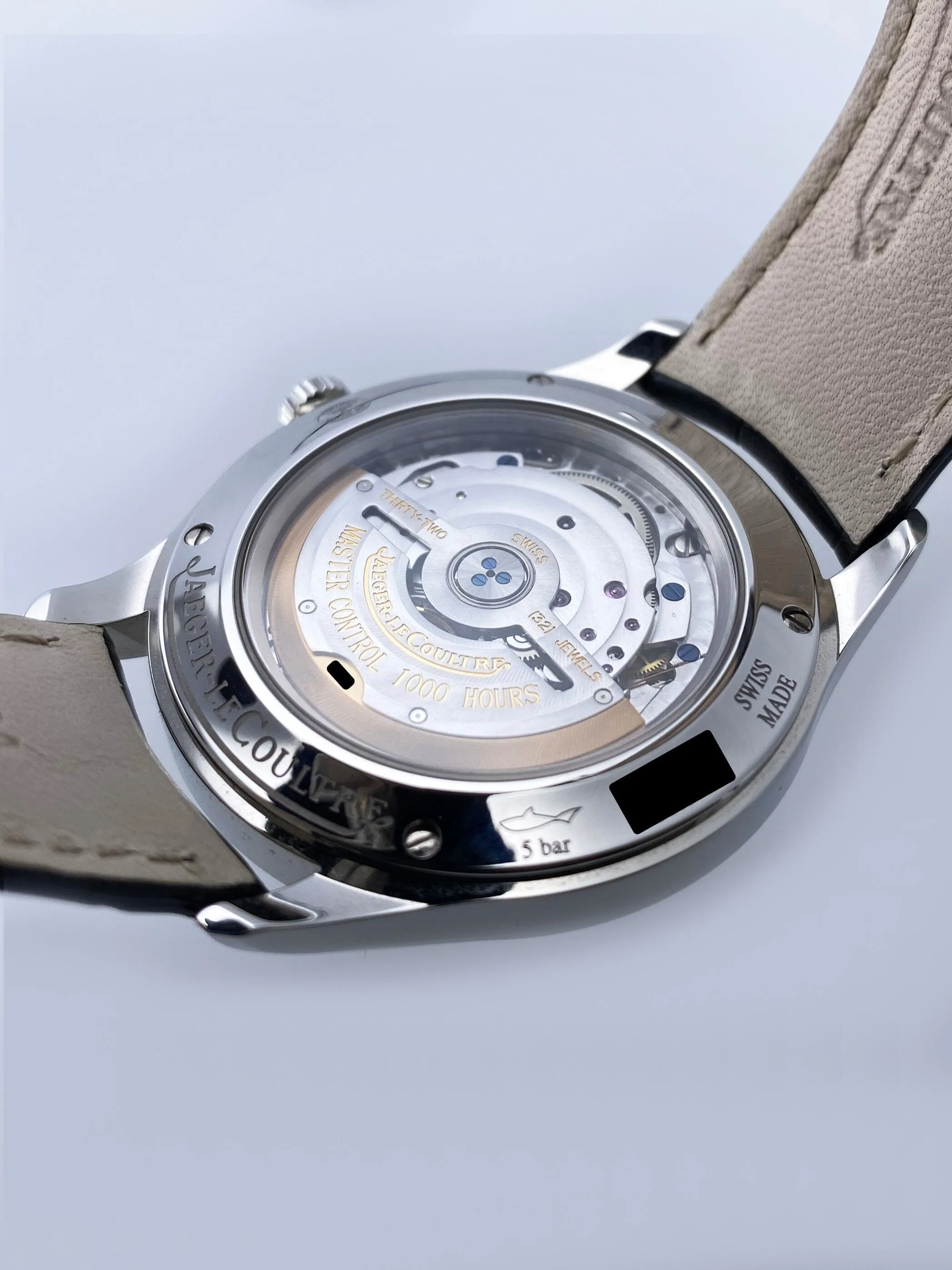 Jaeger Lecoultre Master Control Q1548420 Silver Dial Mens Watch Box Papers