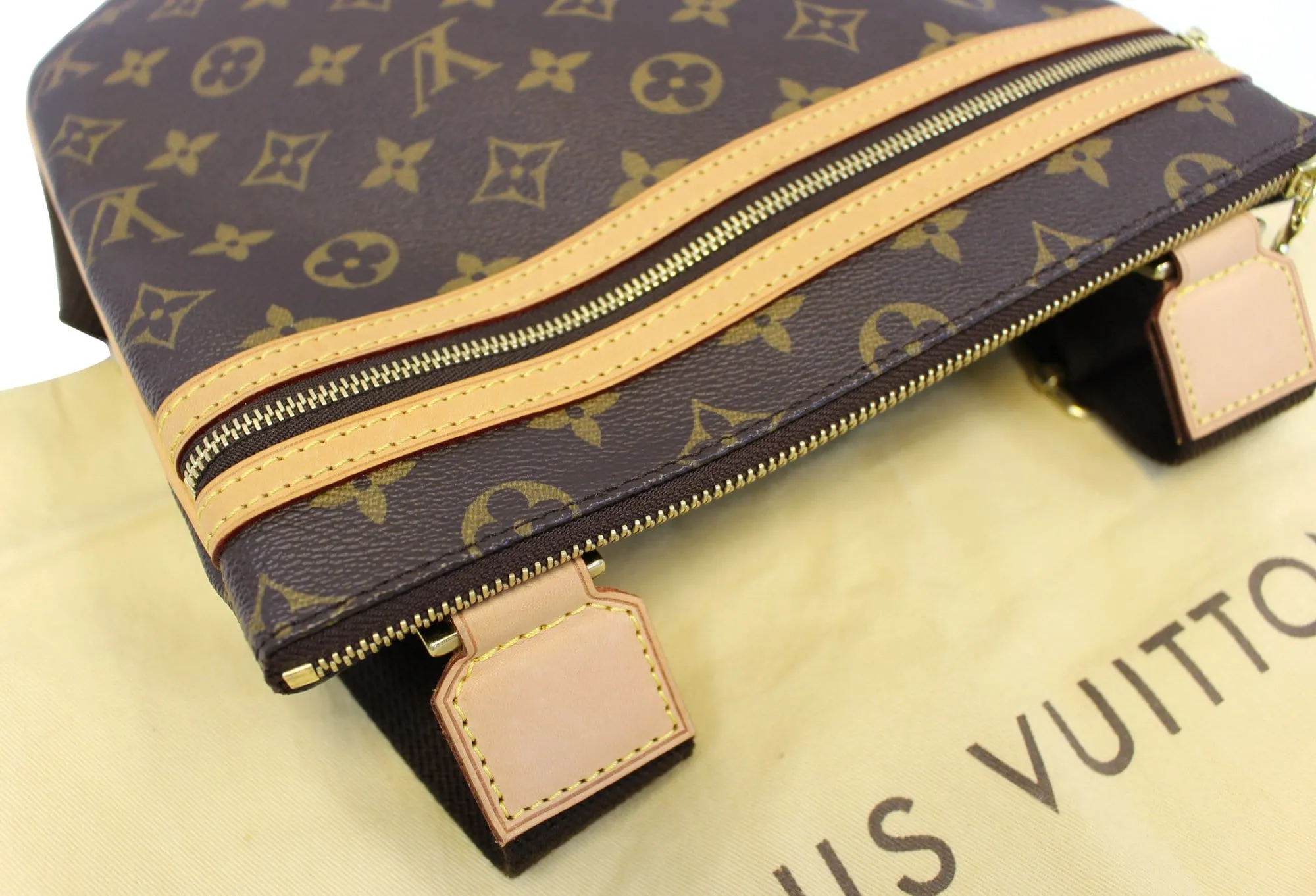 LOUIS VUITTON Monogram Canvas Pochette Bosphore Crossbody Bag