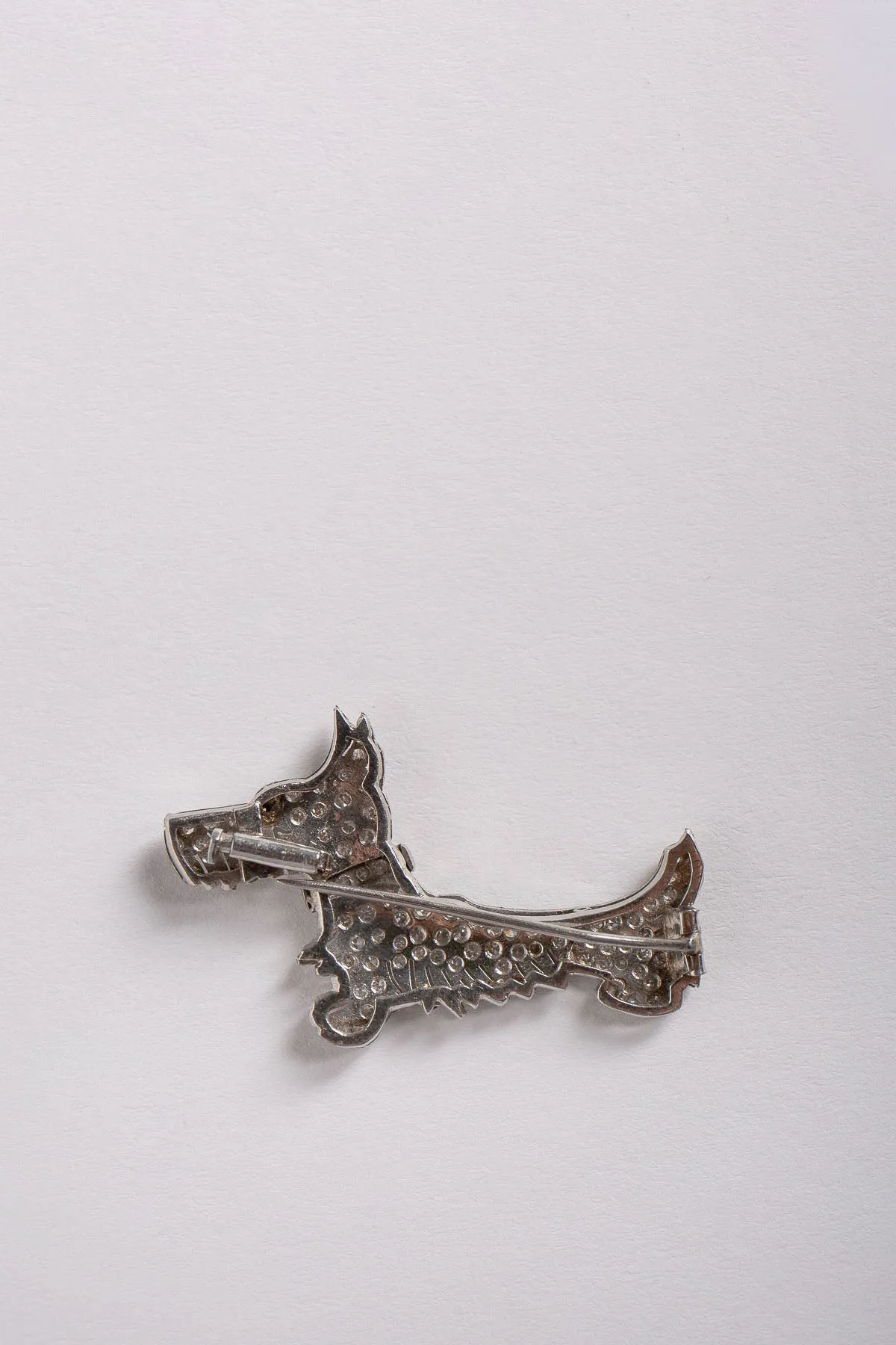 MAXFIELD PRIVATE COLLECTION | VINTAGE ART DECO TERRIER BROOCH