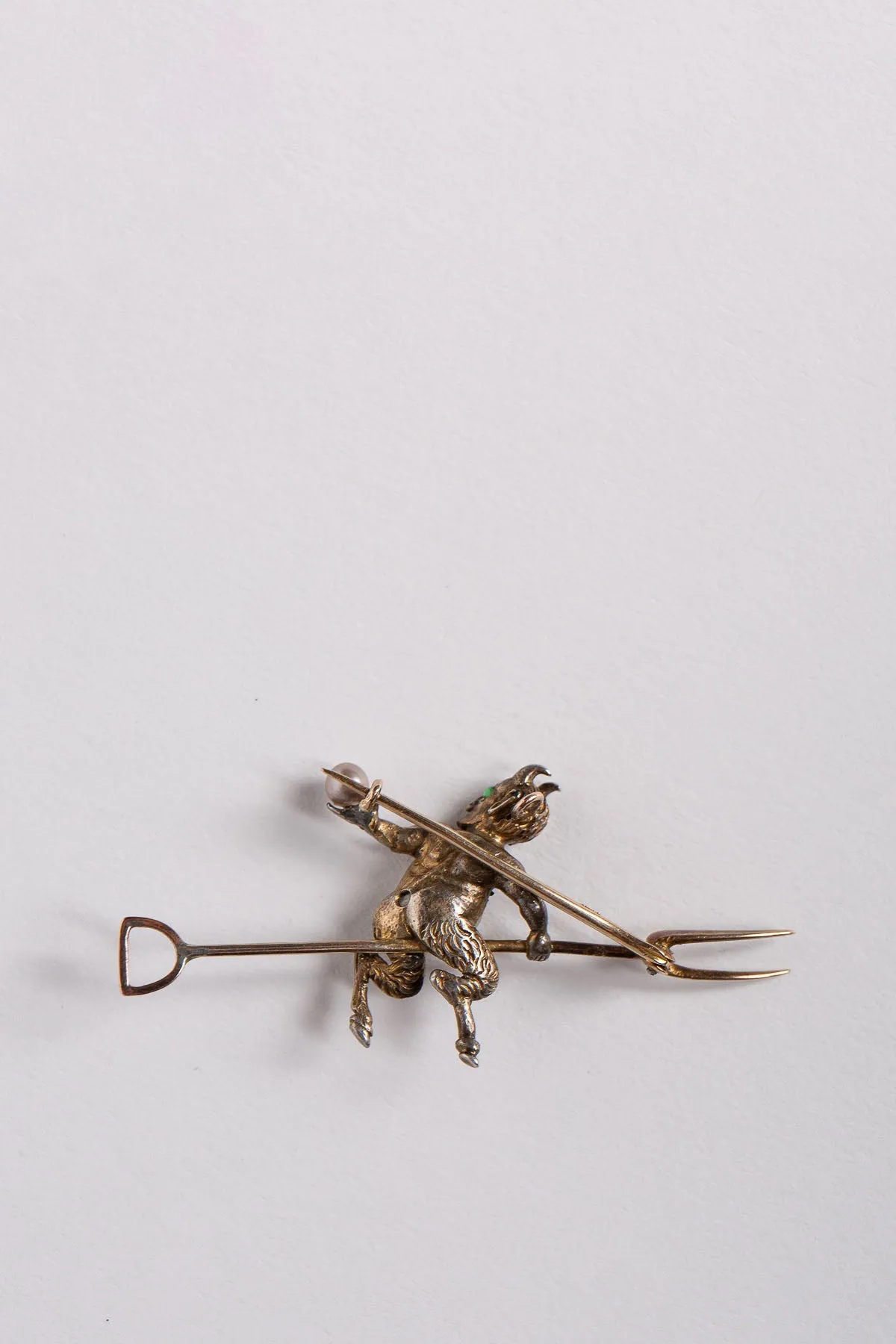 MAXFIELD PRIVATE COLLECTION | VINTAGE DEVIL PIN