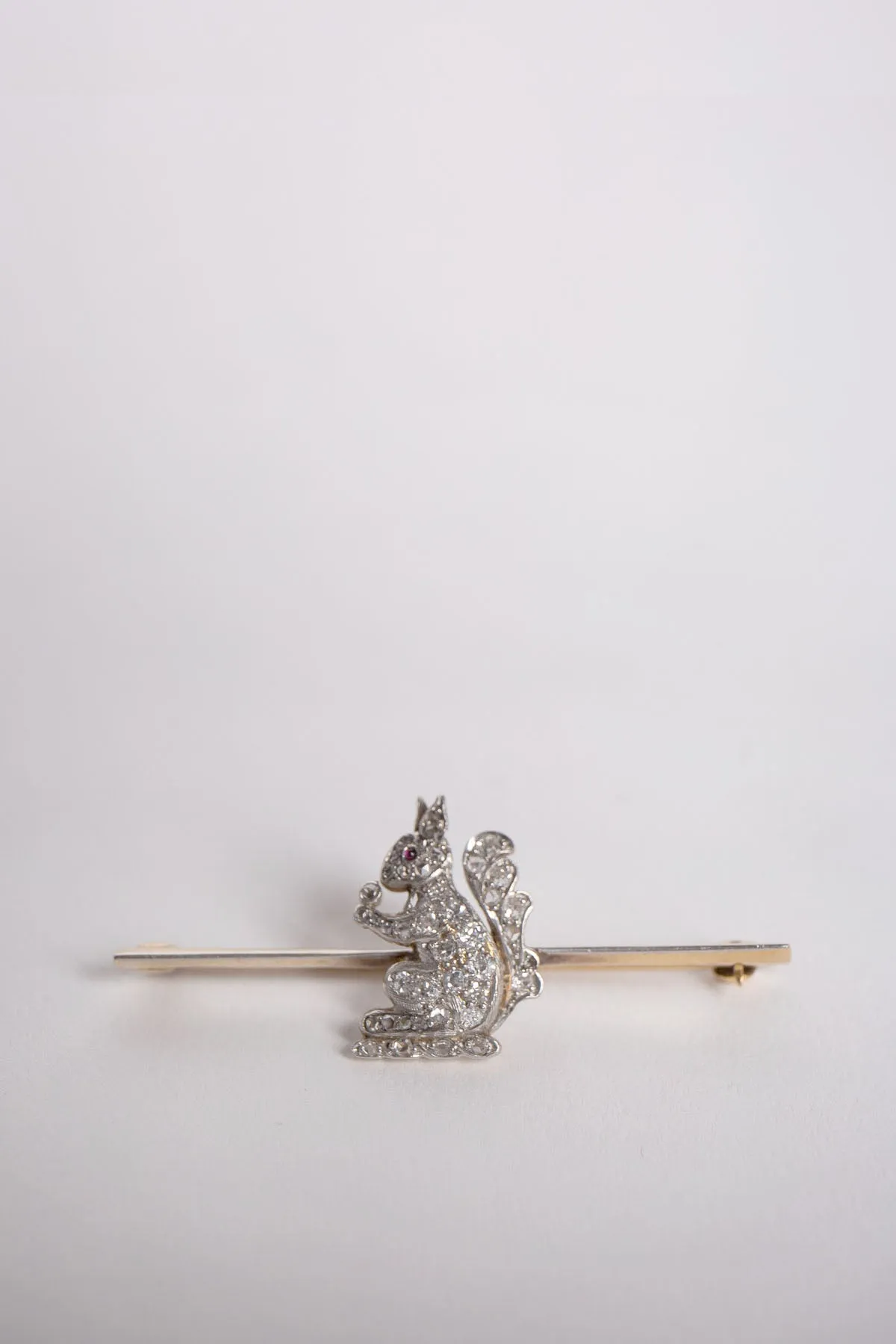 MAXFIELD PRIVATE COLLECTION | VINTAGE SQUIRREL STICK PIN