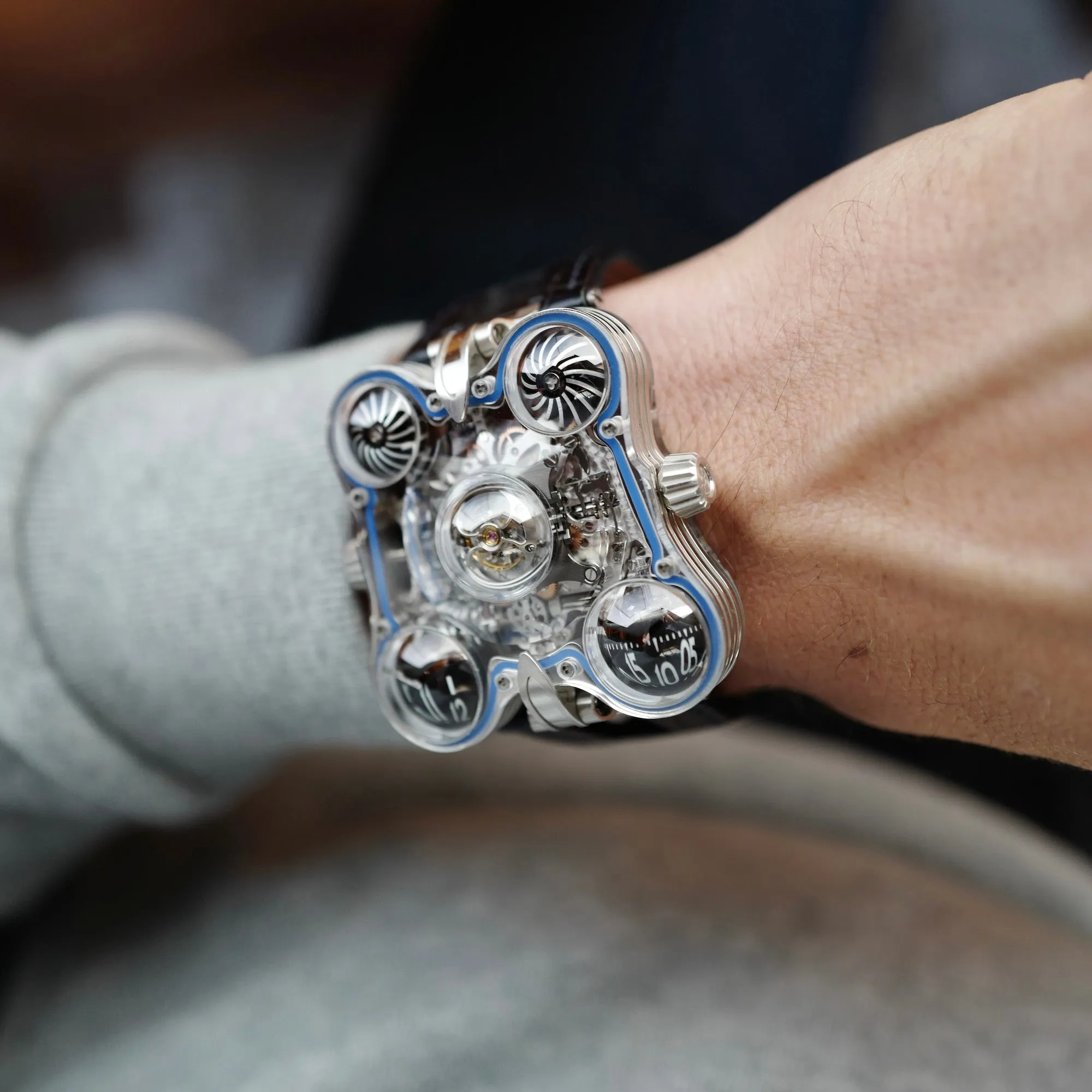 MB&F Horological Machine HM6SV Platinum LE 10pcs (New Arrival)