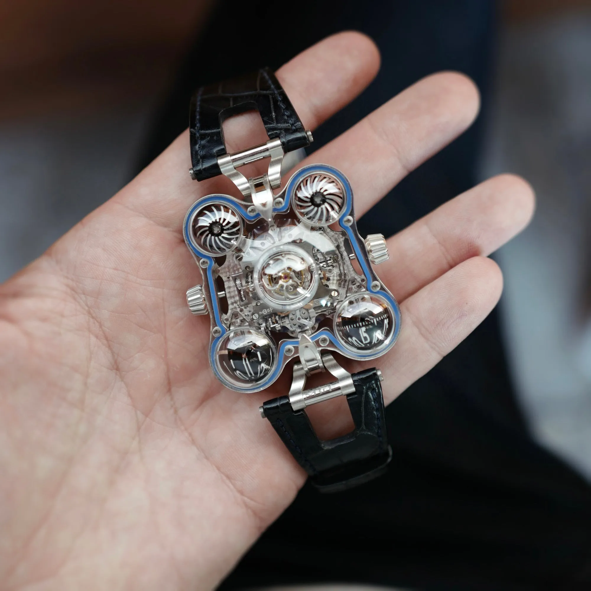 MB&F Horological Machine HM6SV Platinum LE 10pcs (New Arrival)