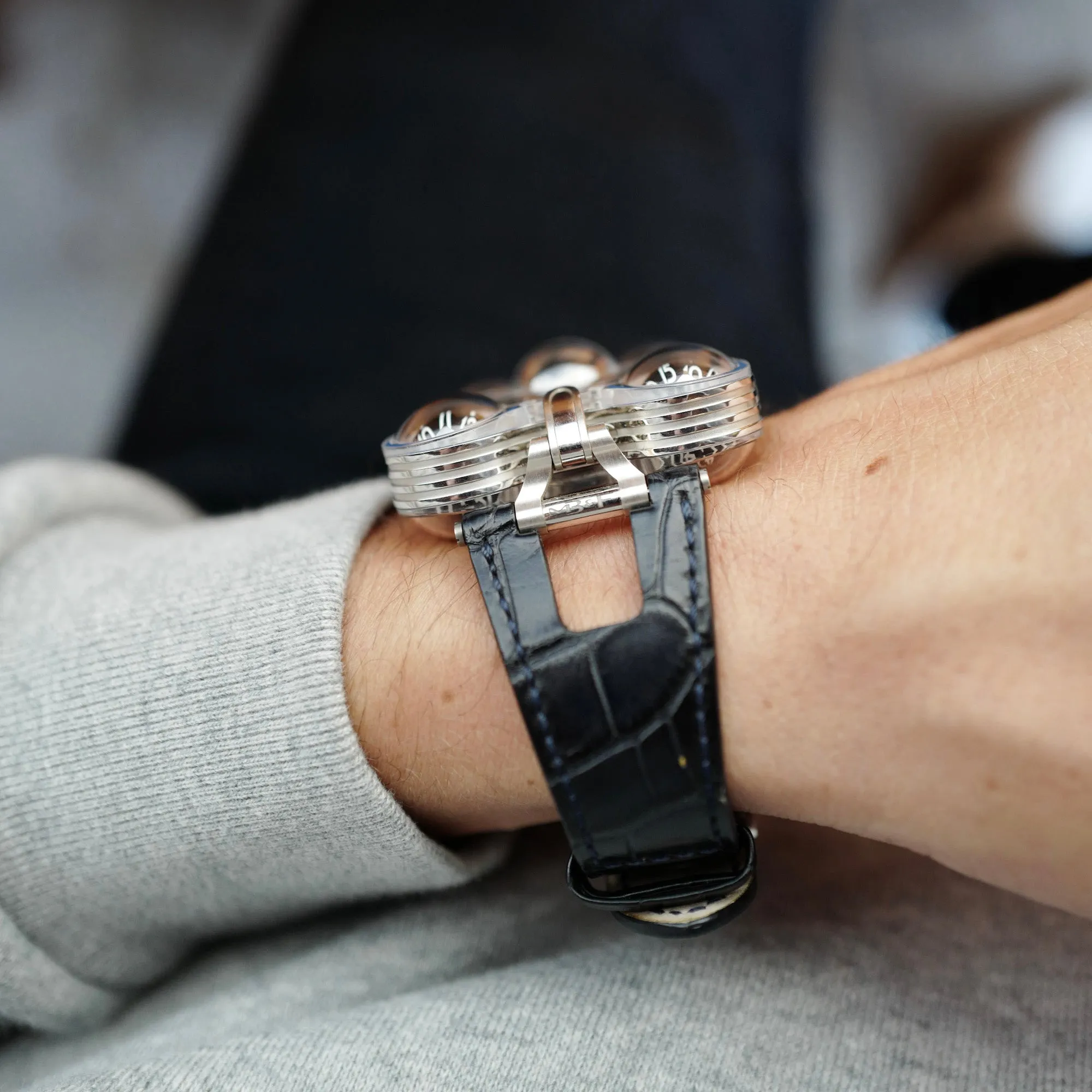 MB&F Horological Machine HM6SV Platinum LE 10pcs (New Arrival)
