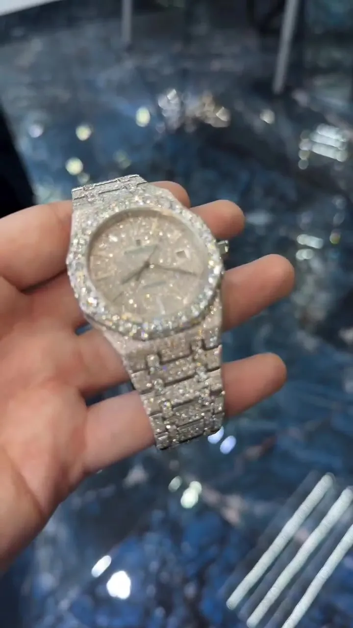 MOISSANITE AP WATCH | AUDEMARS PIGUET ROYALOAK BUSTDOWN W 190