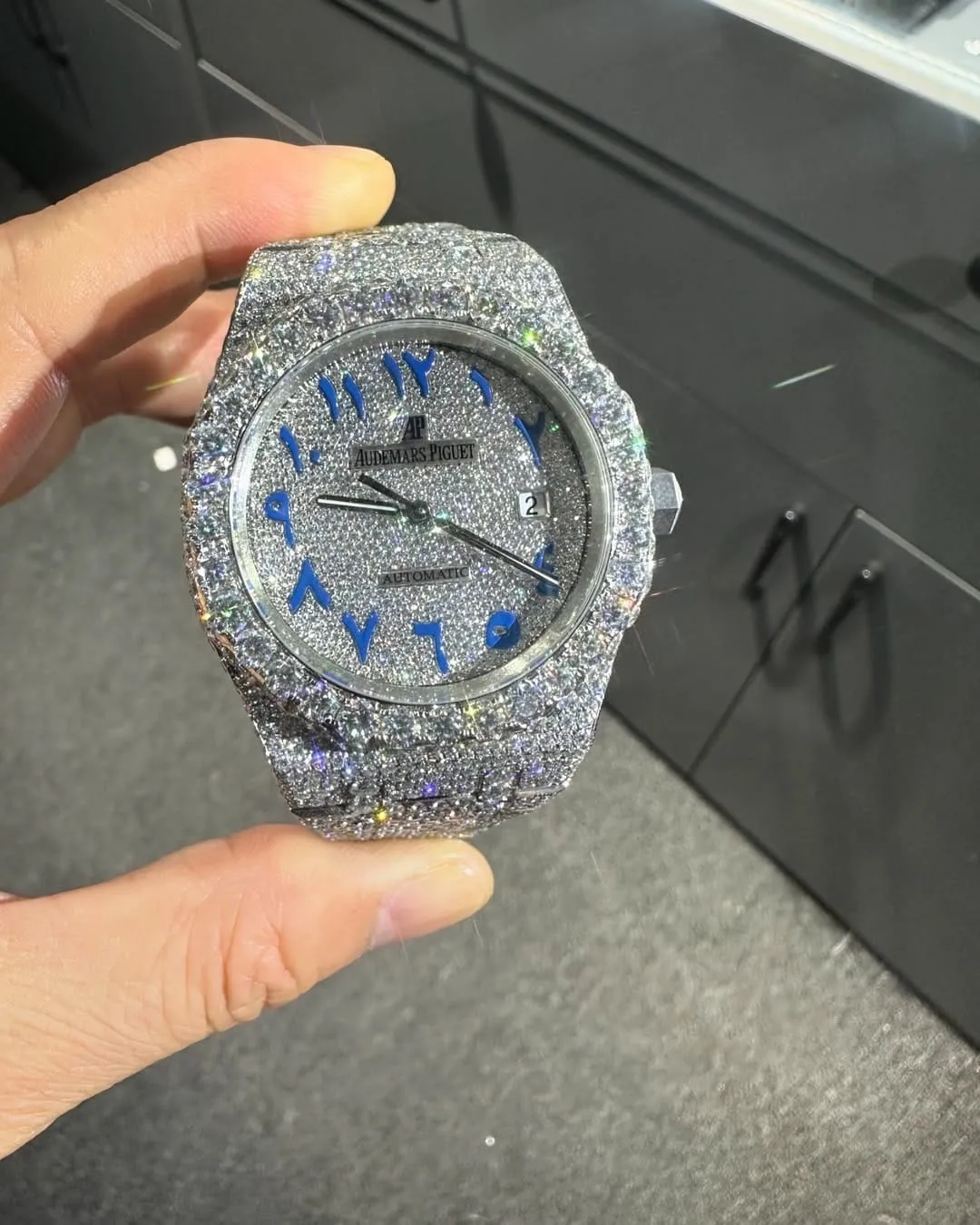 MOISSANITE AP WATCH | AUDEMARS PIGUET ROYALOAK BUSTDOWN W 209