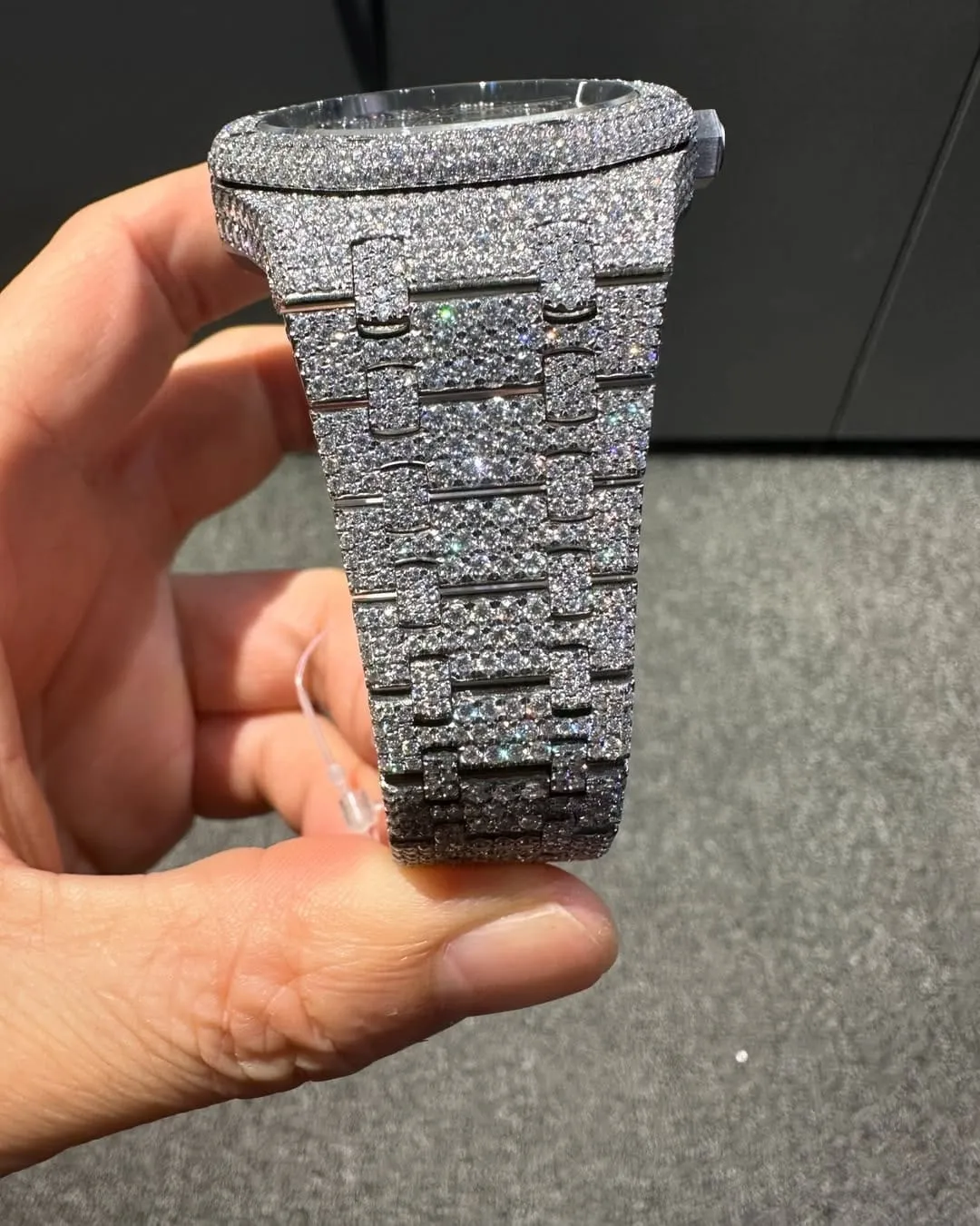 MOISSANITE AP WATCH | AUDEMARS PIGUET ROYALOAK BUSTDOWN W 215