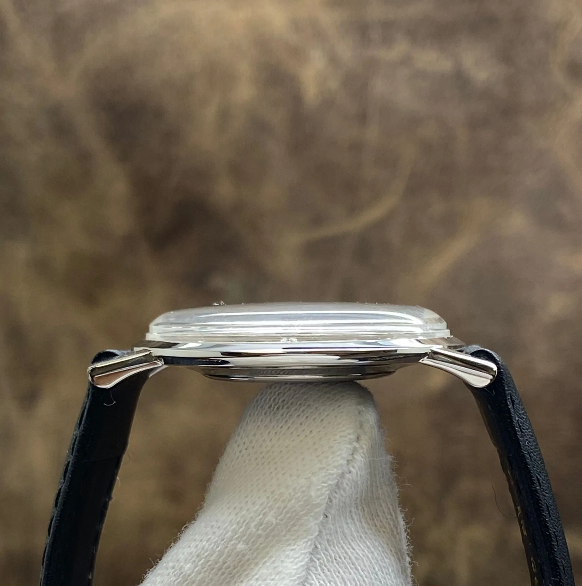 Omega 14k Solid Gold Ultra Thin Vintage 33mm Silver Diamond Dial manual wind Watch
