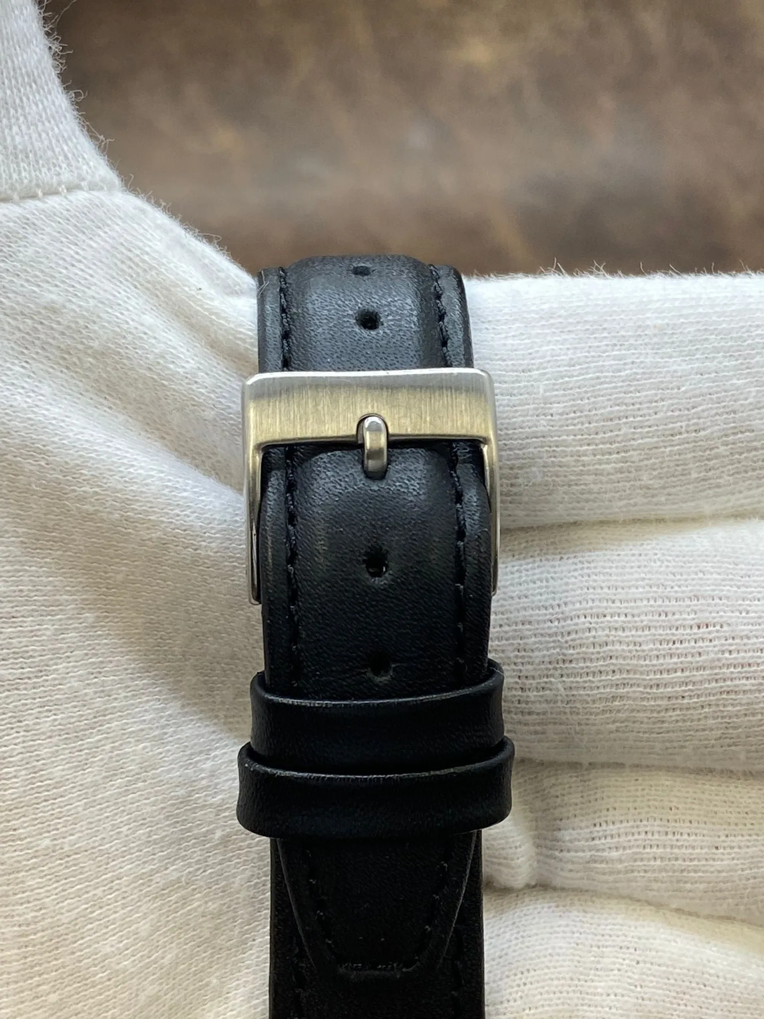 Omega 14k Solid Gold Ultra Thin Vintage 33mm Silver Diamond Dial manual wind Watch