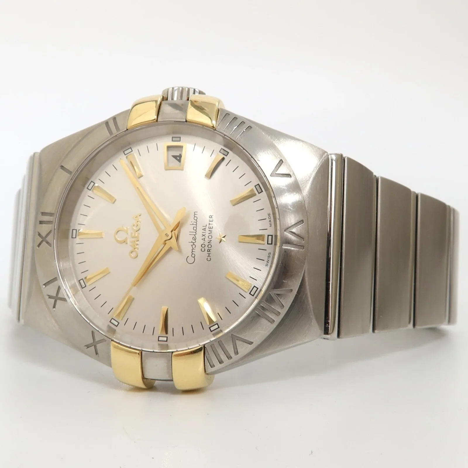 Omega Constellation Co-Axial Silver 18kt Yellow Gold & Steel 123.20.35.20.004