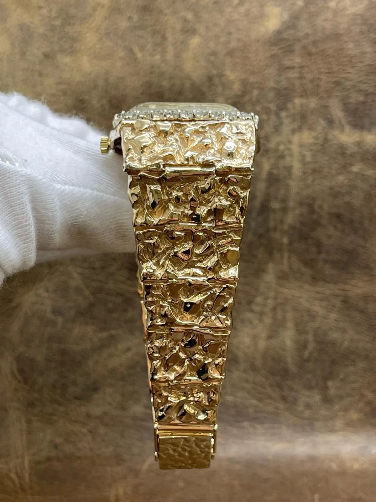 Omega Custom 33mm 80g 14K Gold Nugget Champagne Dial Hand Wind Watch