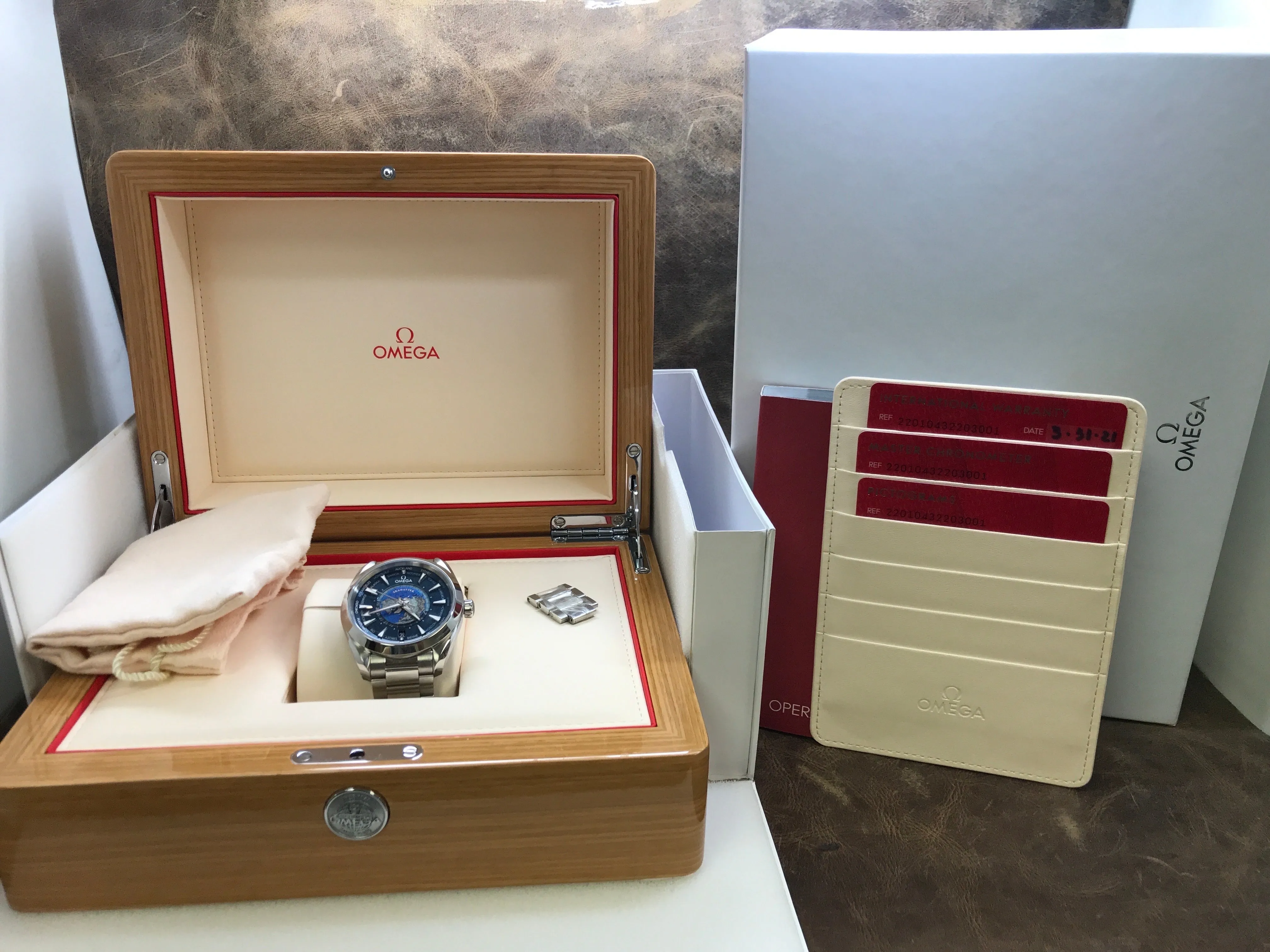 Omega Seamaster Aqua Terra Worldtimer 220.10.43.22.03.001 Blue Dial Automatic Men's Watch