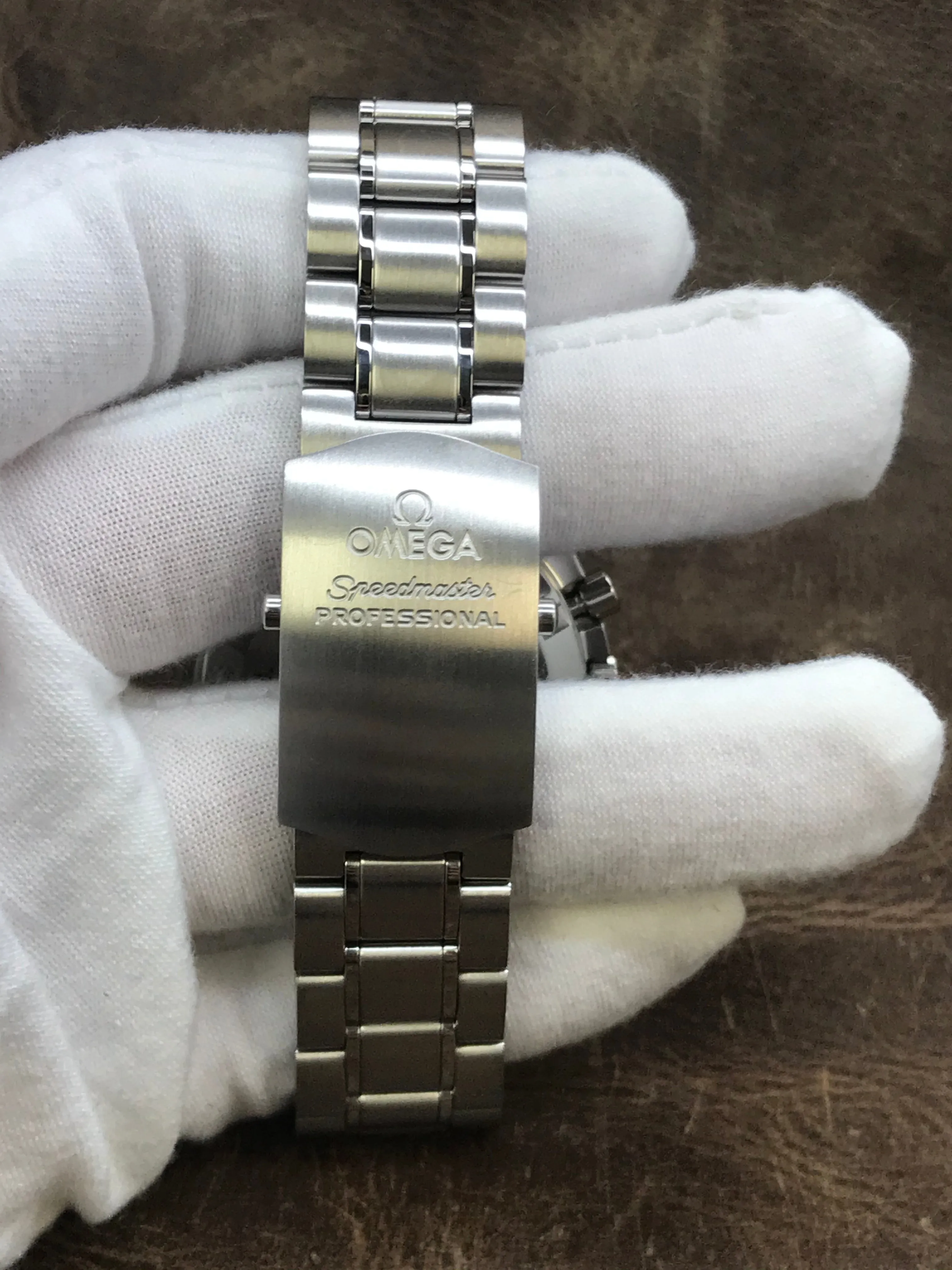 Omega Speedmaster Moonwatch Professional Moonwatch 3570.50.00 Black Dial Manual winding Men's Watch