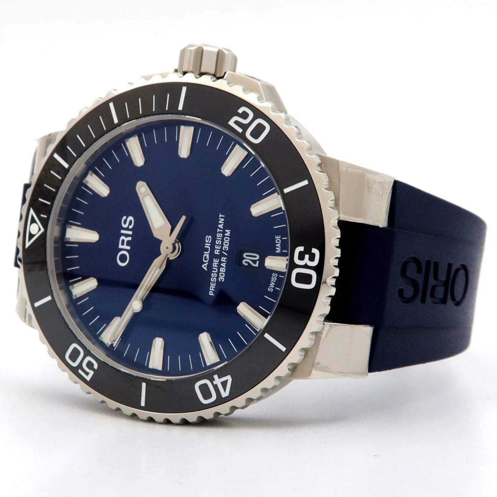 Oris Aquis Date Blue Dial 43.5MM Stainless Steel Automatic 01 733 7730 4135