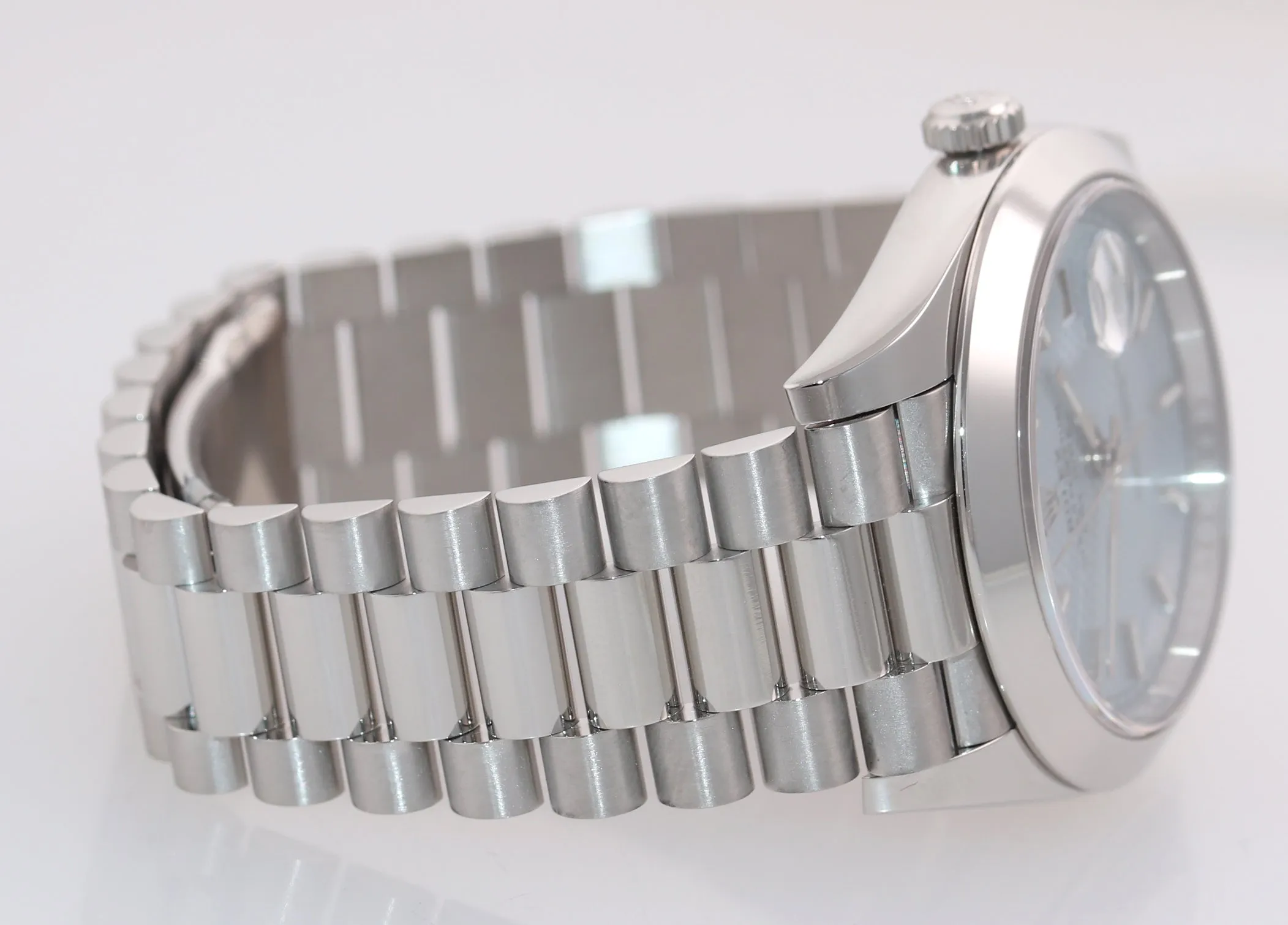 PAPERS NEW 2019 Rolex Platinum President Day Date Blue Motif 228206 Watch Box