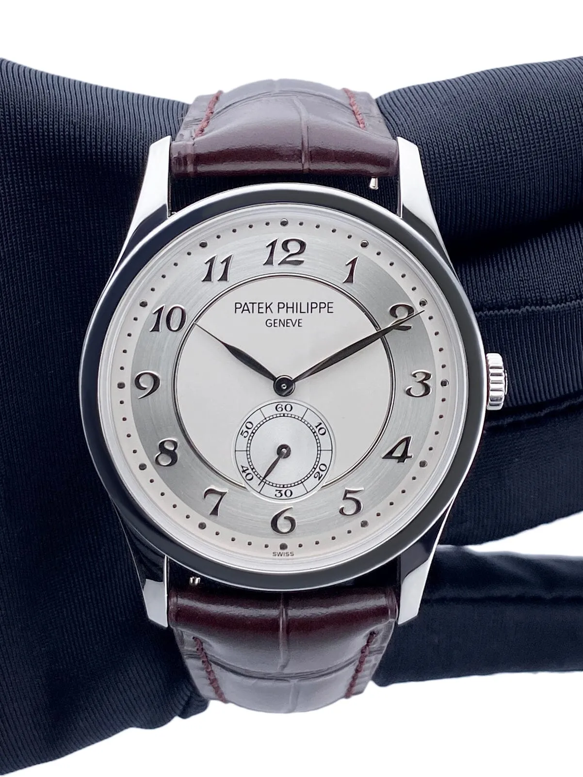 Patek Philippe 5196P-001 Silver Dial Platinum Mens Watch Box Papers