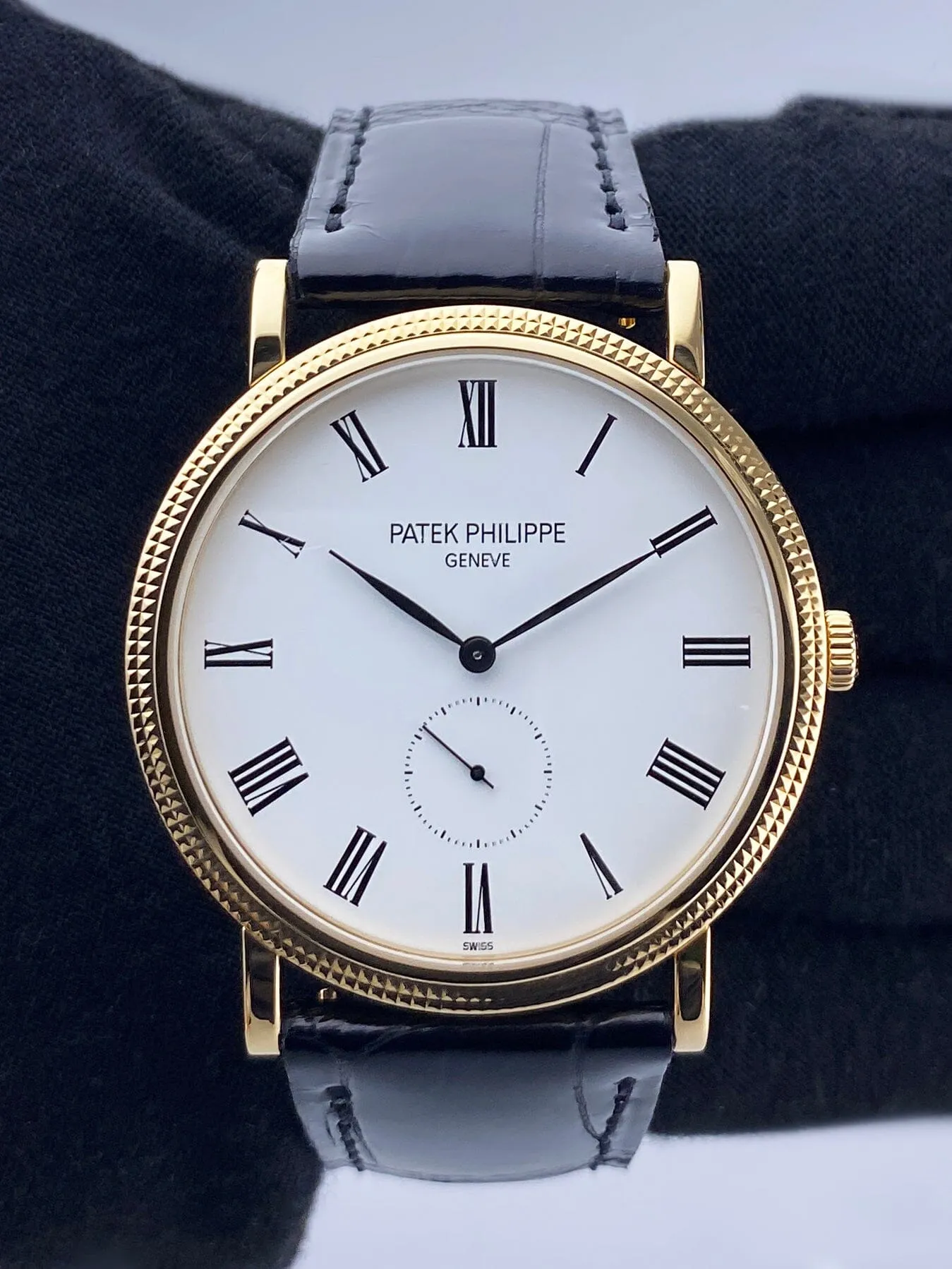 Patek Philippe Calatrava 5119J 18K Yellow Gold Mens Watch