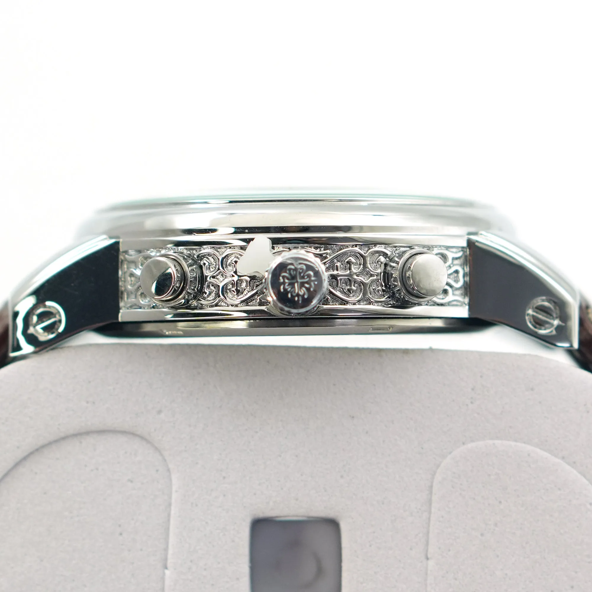 Patek Philippe Chronograph Quartz Watch | PP Watch CN 233 A
