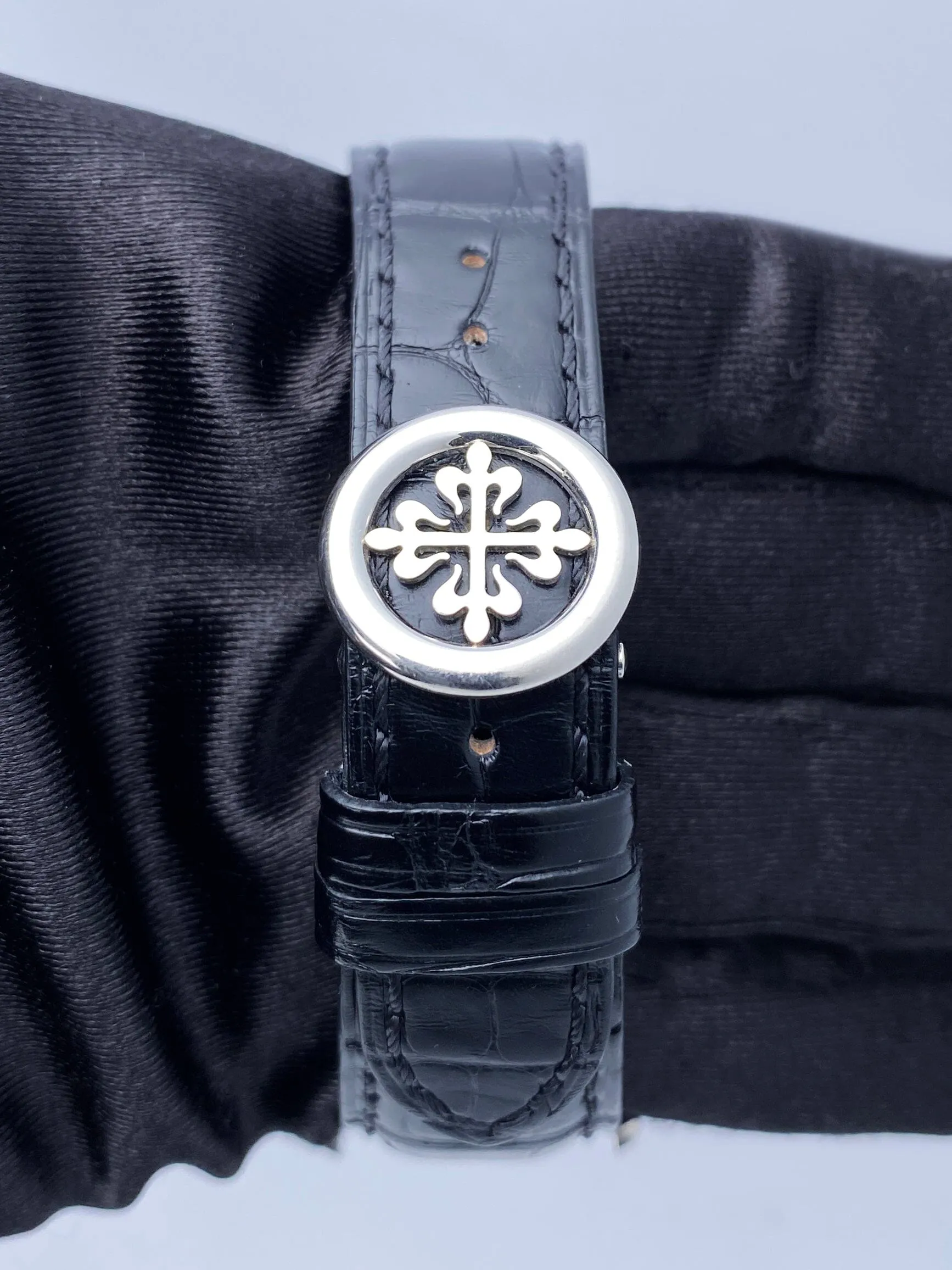 Patek Philippe Complications World Time 5130P Mens Watch With Archives