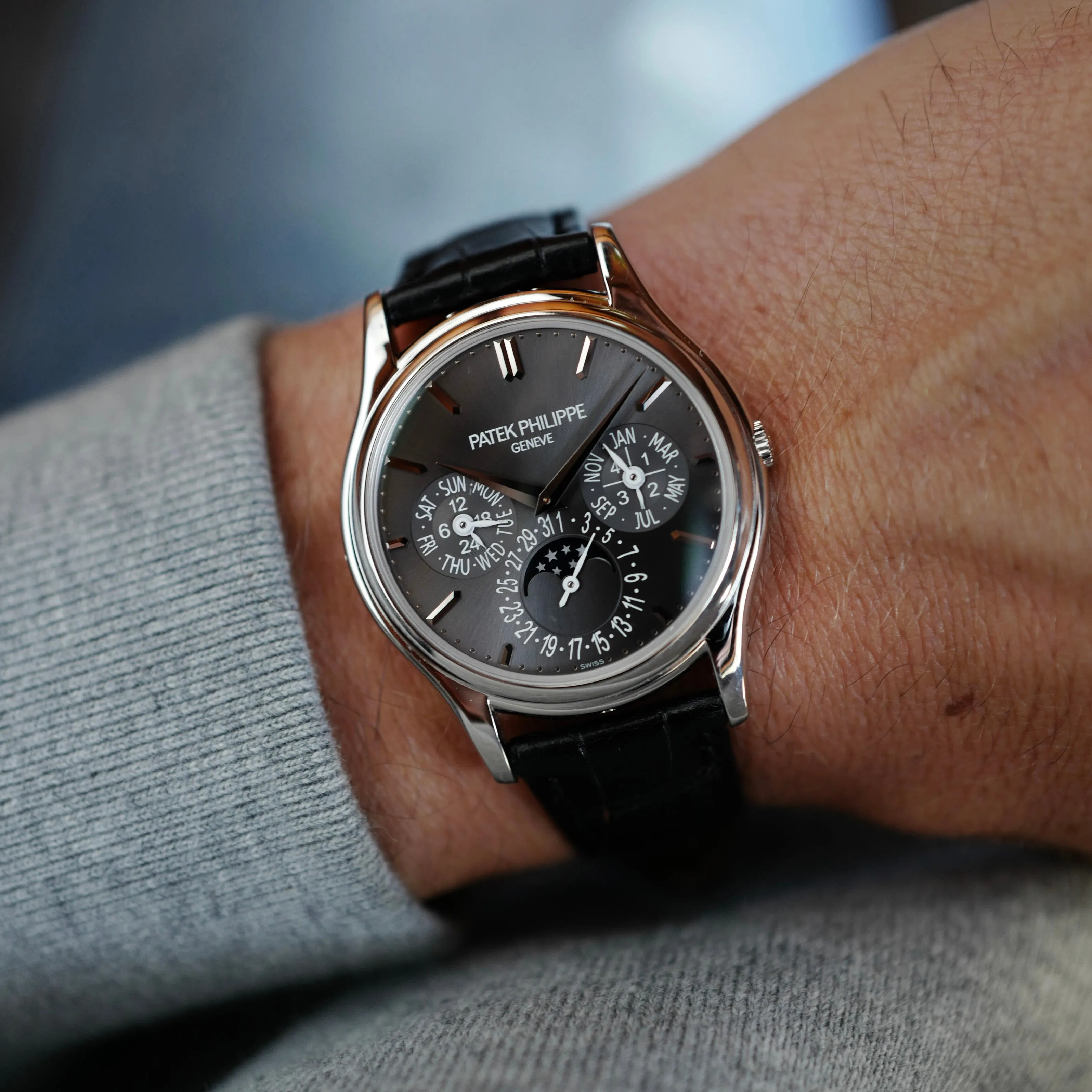 Patek Philippe Platinum Perpetual Calendar Watch Ref. 5140 (New Arrival)