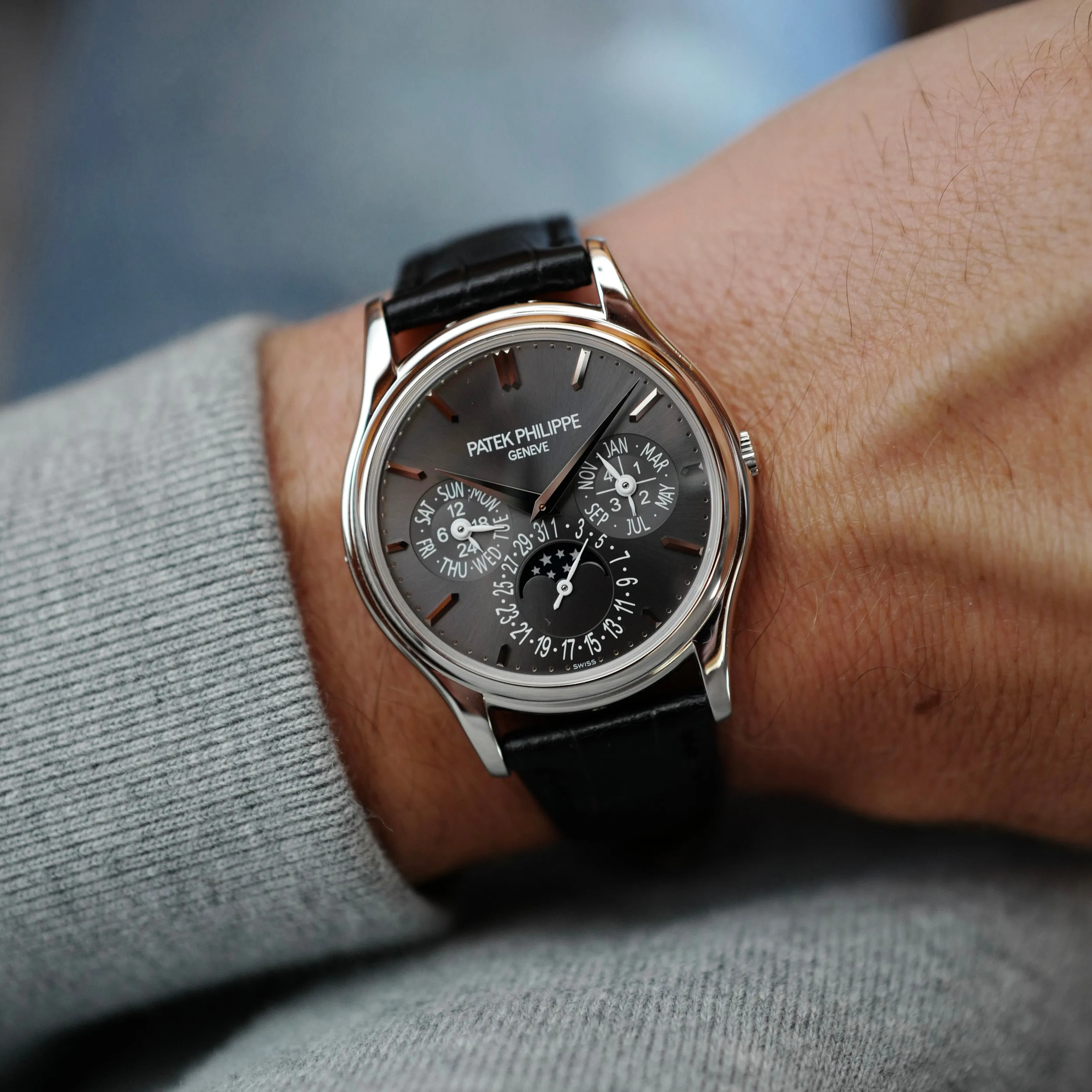 Patek Philippe Platinum Perpetual Calendar Watch Ref. 5140 (New Arrival)