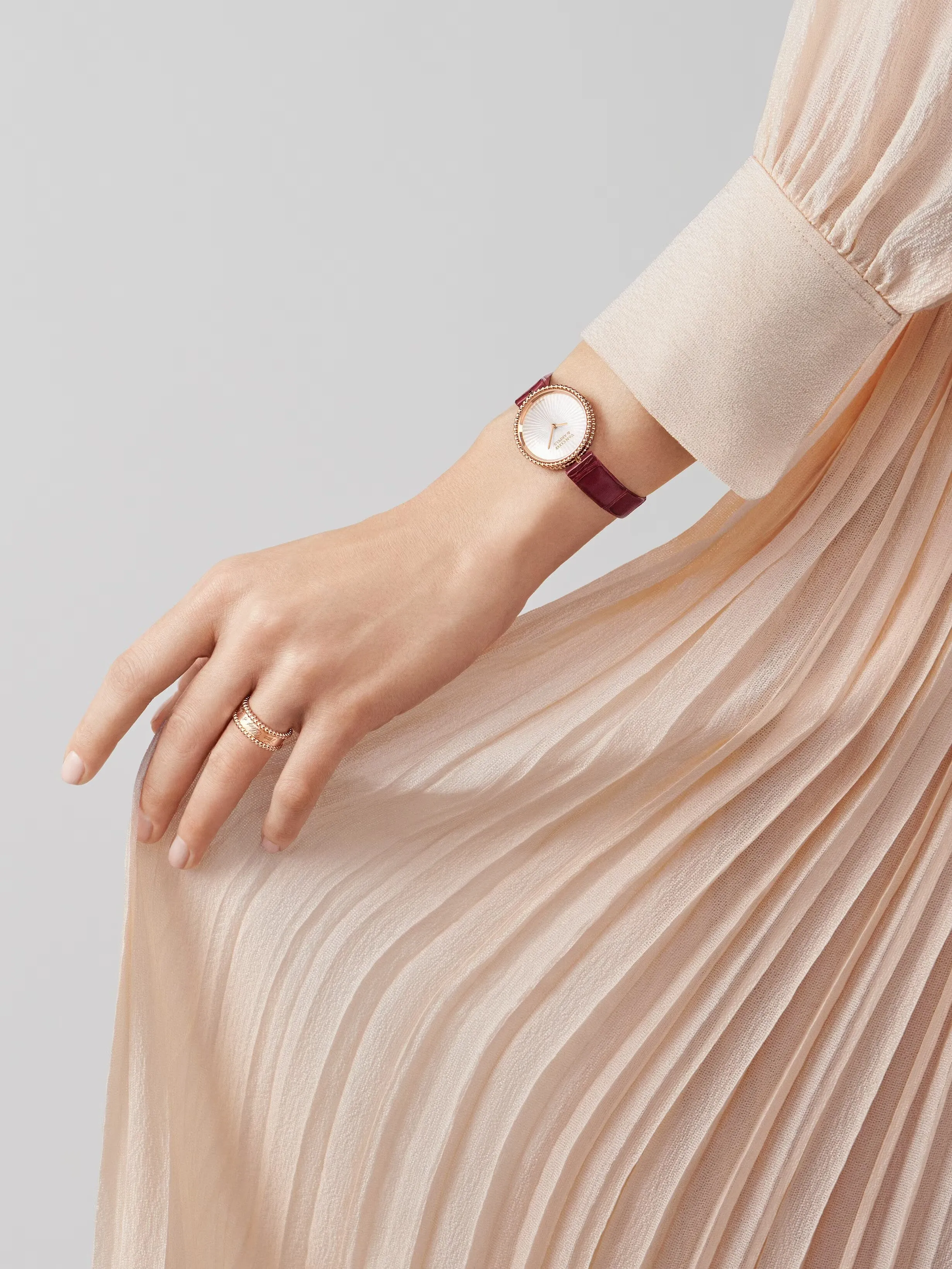 Perlée Watch