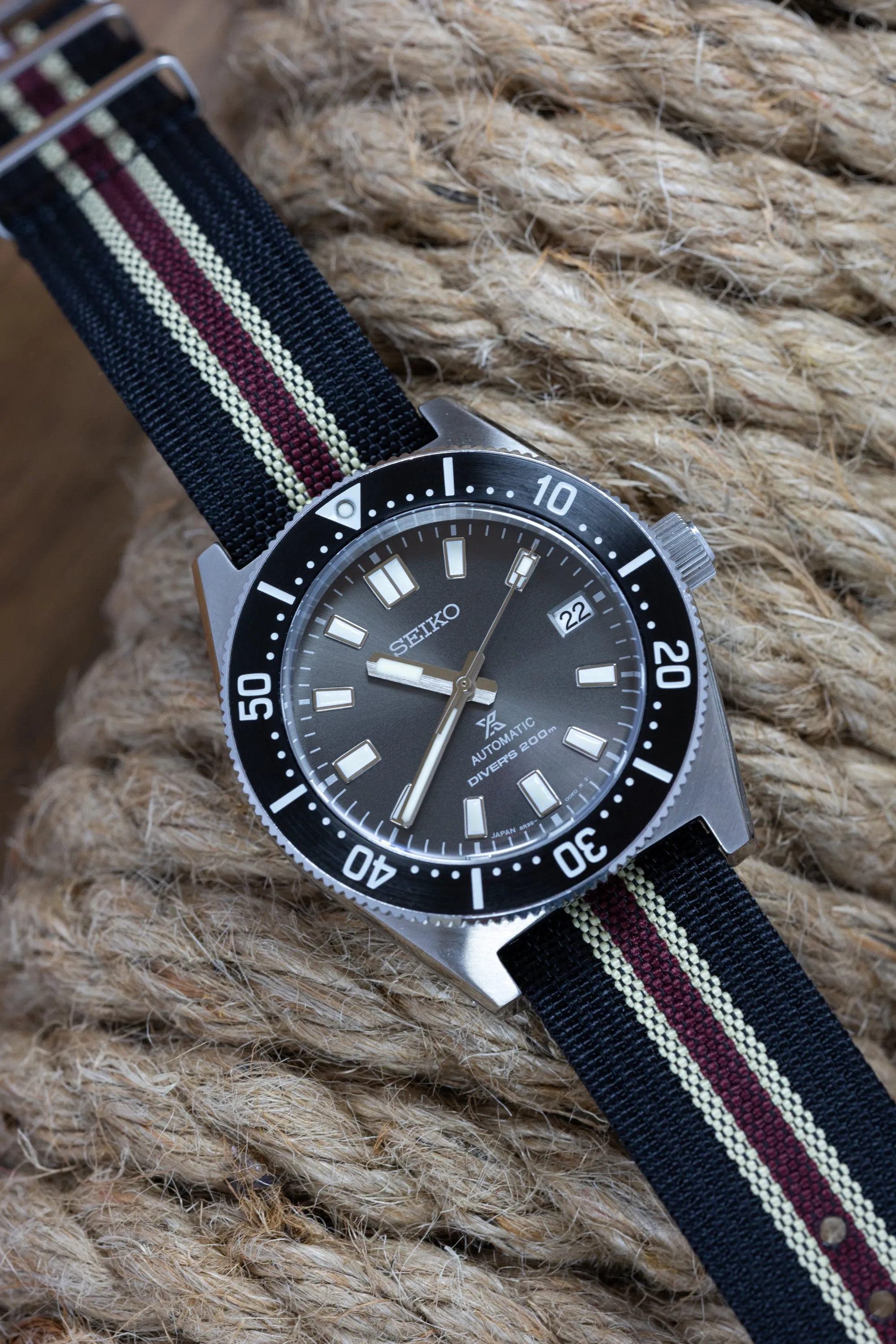 Premium Nylon Braided Ribbed Single Pass Watch Strap - Black Khaki Red