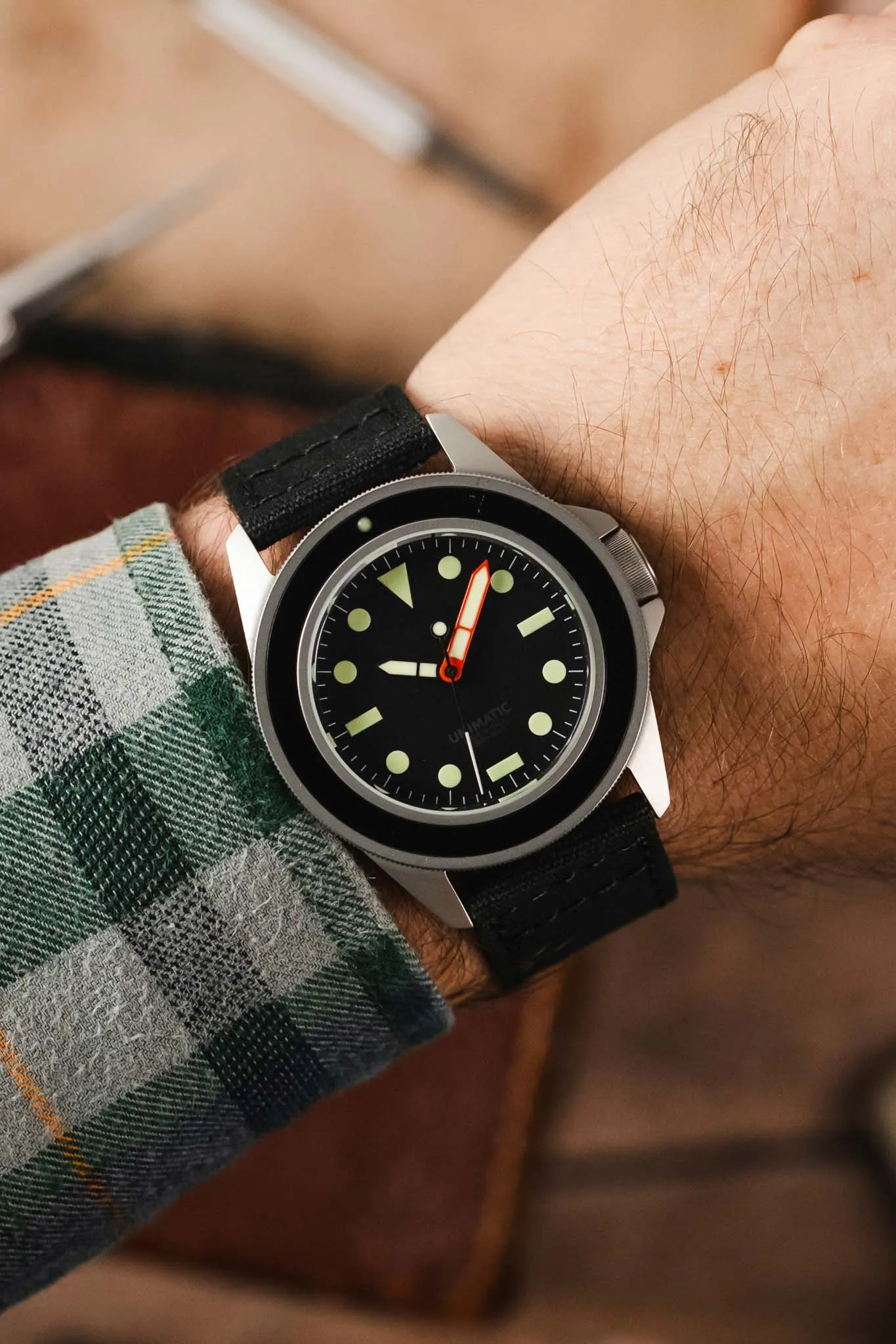 Quick-Release Canvas Watch Strap in BLACK