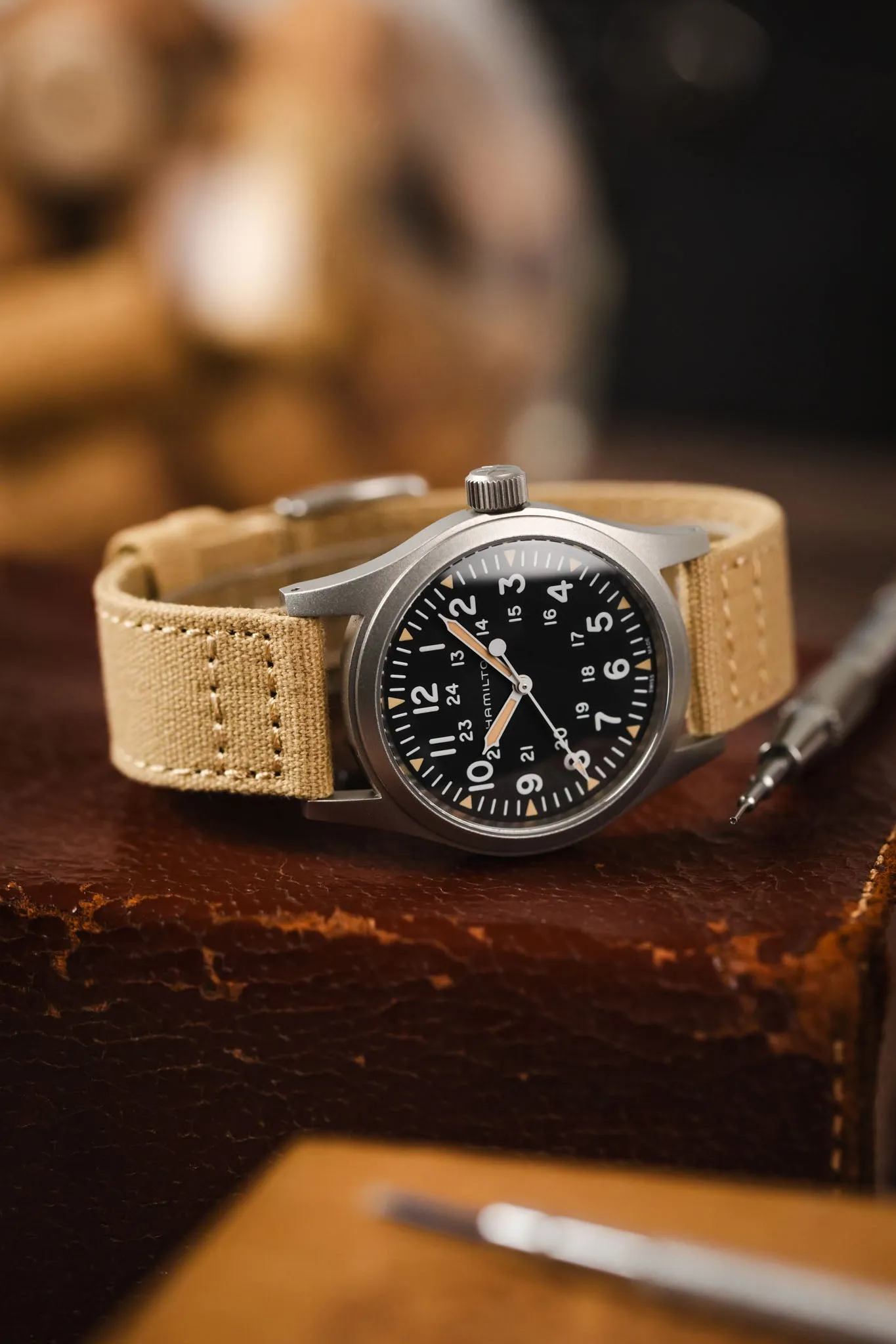 Quick-Release Canvas Watch Strap in KHAKI