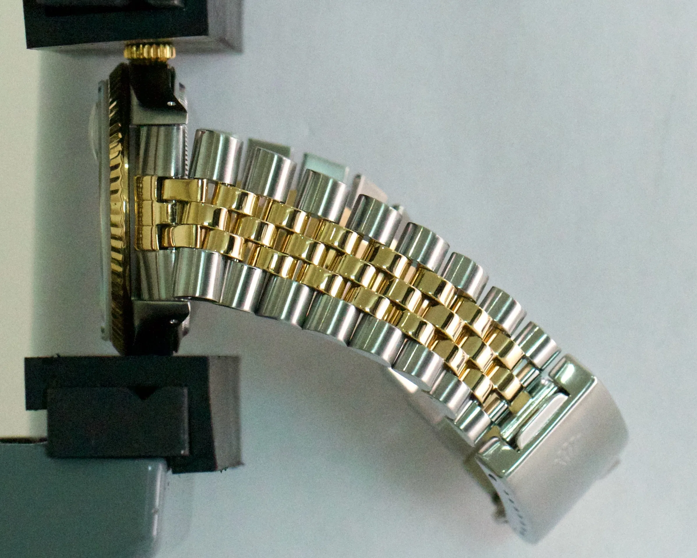 Rolex DateJust 36mm MOP DIAMOND PAVE ROMAN 18K Gold Stainless Steel Watch 16233
