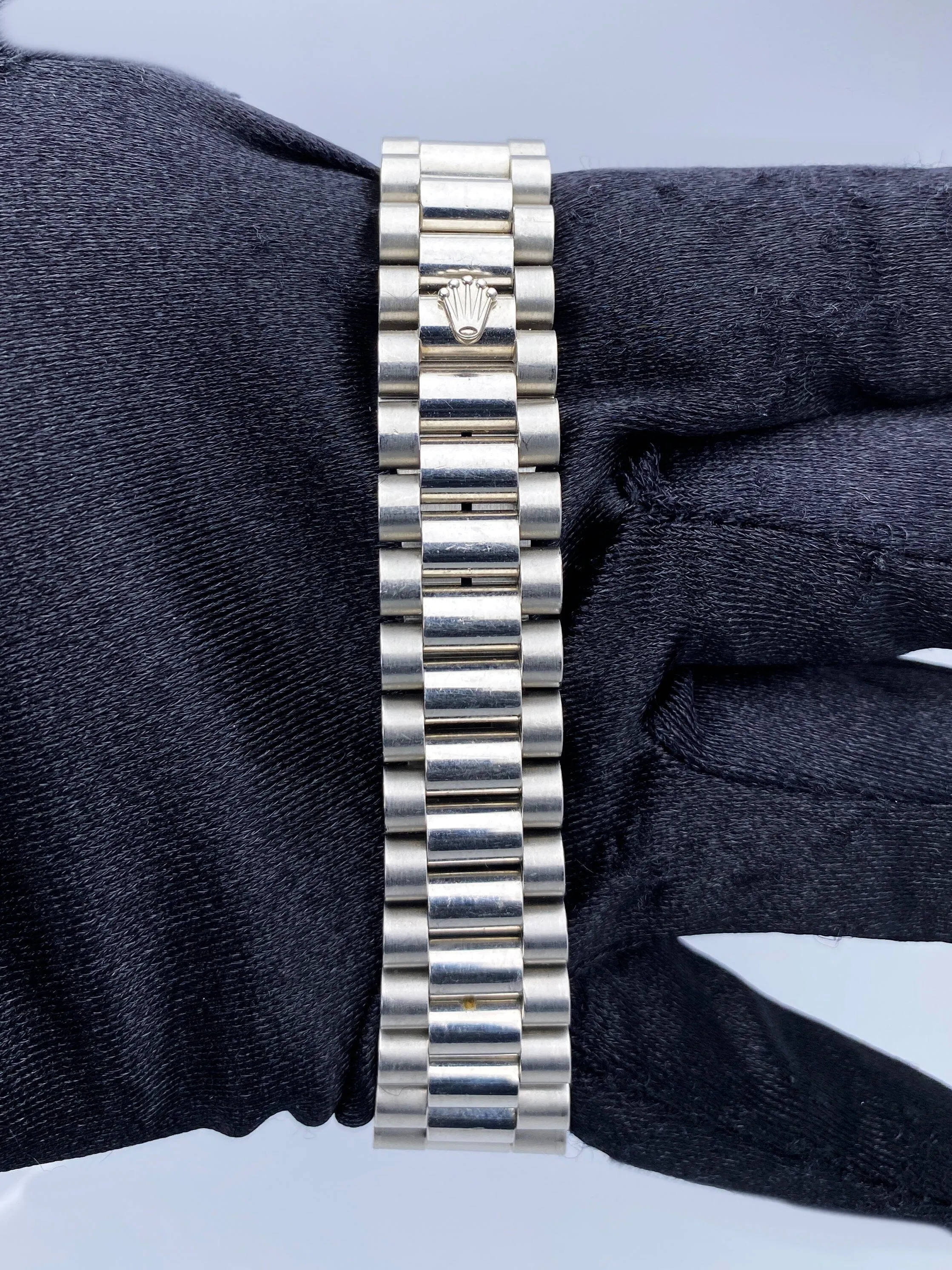 Rolex Datejust 68246 Platinum Diamond Anniversary Dial Midsize Watch