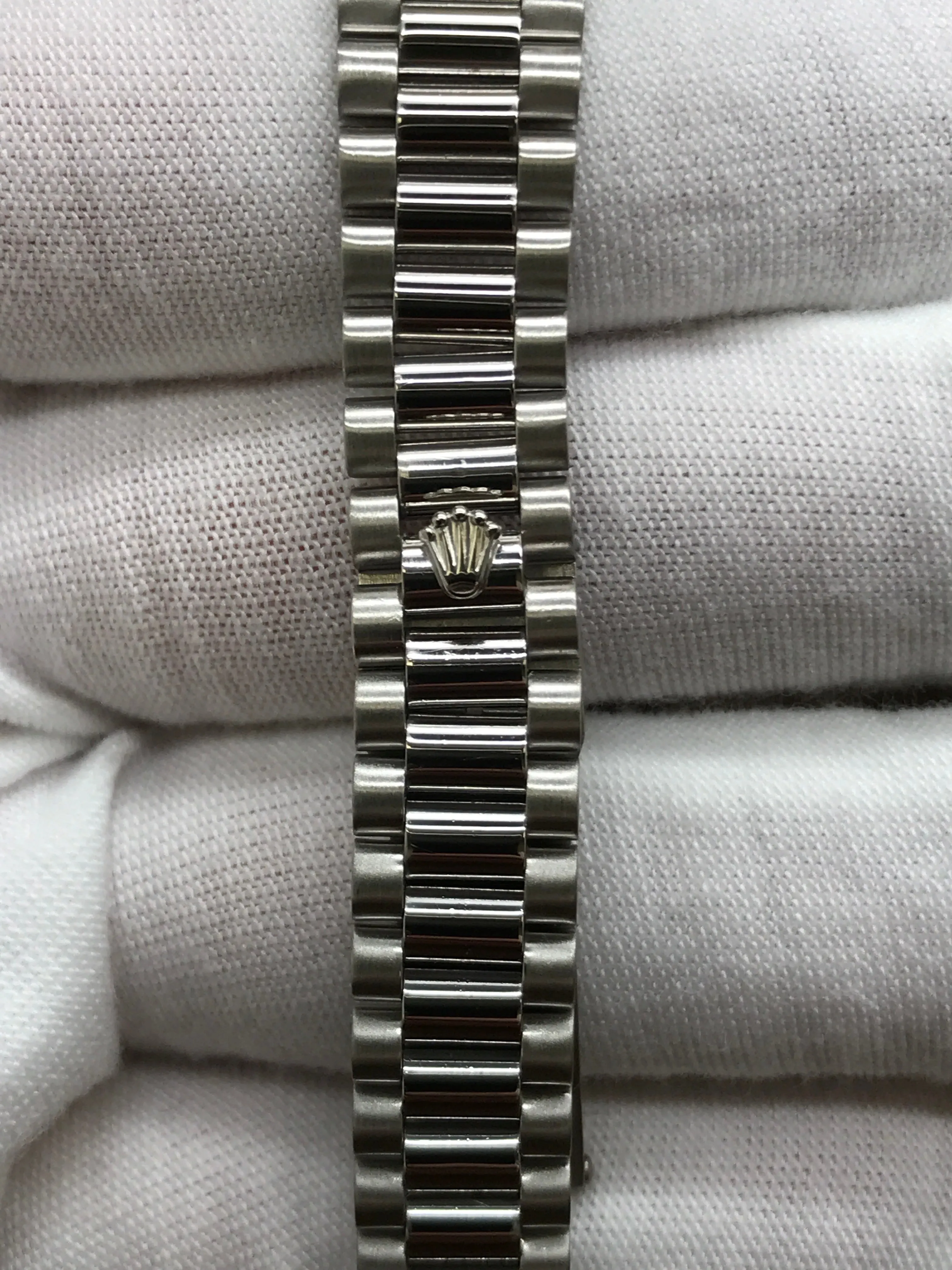Rolex Datejust Platinum President 69136 Silver Dial Automatic Women's Watch