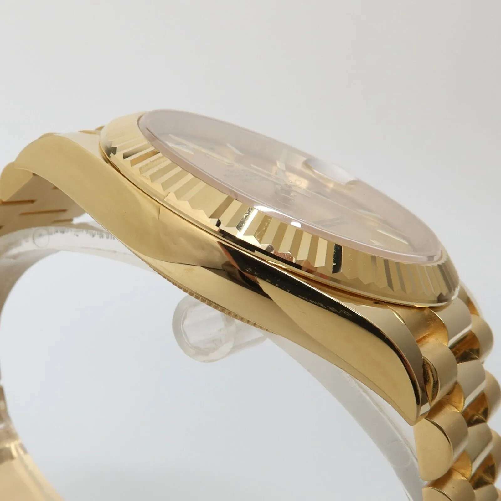 Rolex Day-Date 40 President Champagne Stick Dial Solid 18kt Yellow Gold 228238